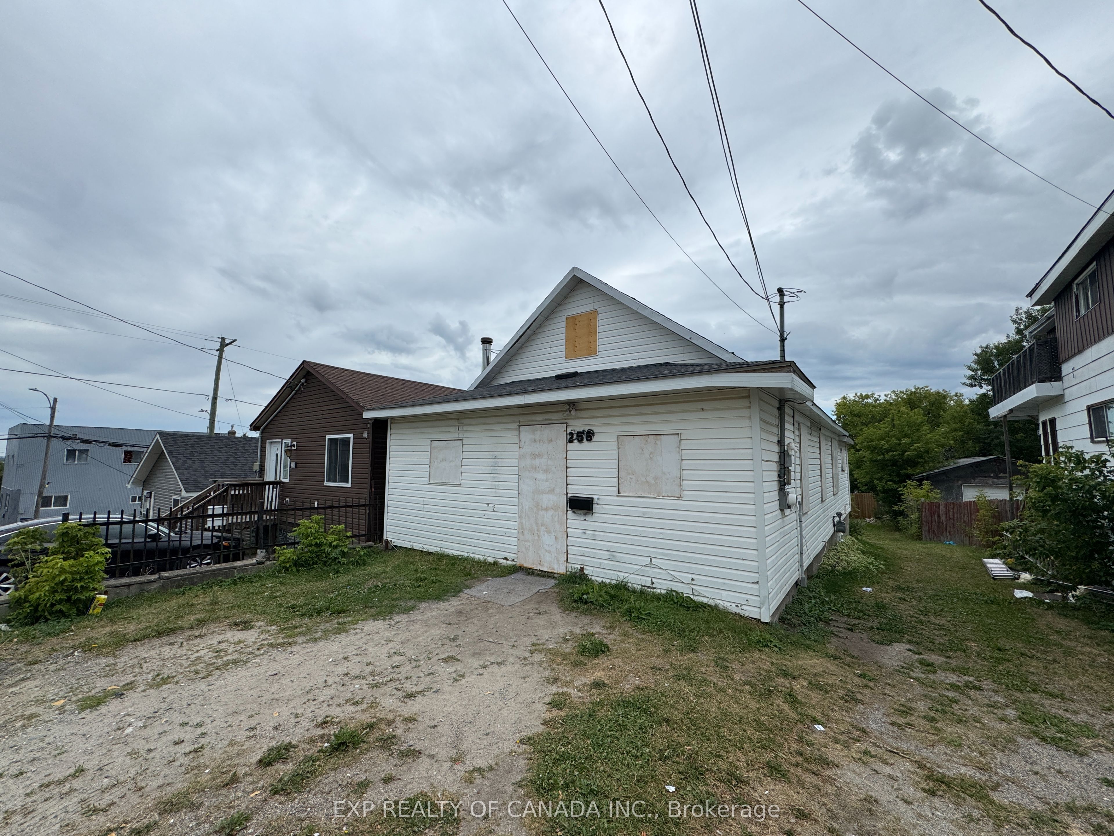 256 Sixth Avenue, Timmins, ON P4N 5M9 photo 2