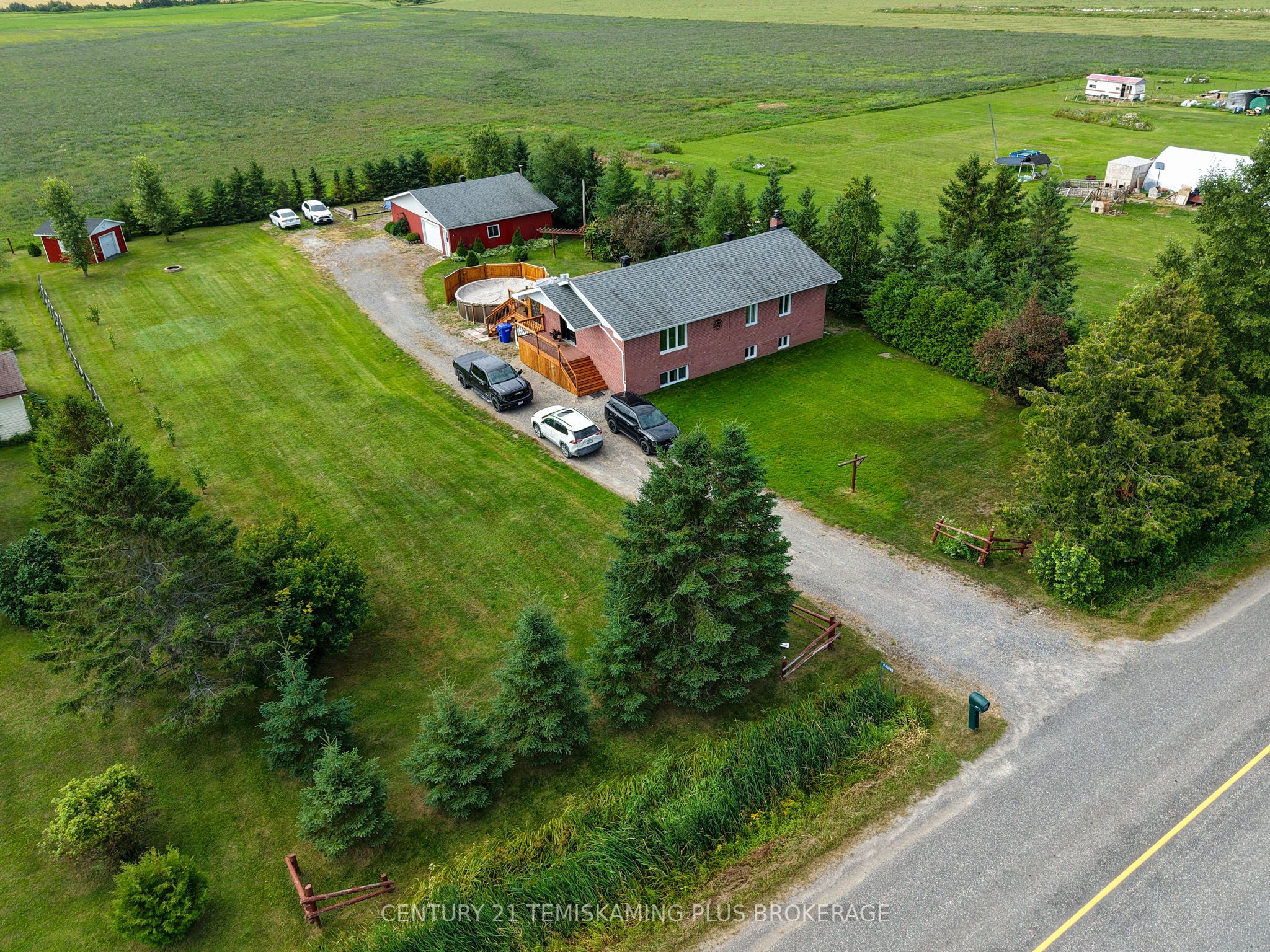 045090 Highway 562, Timiskaming, ON P0J 1S0 photo 2