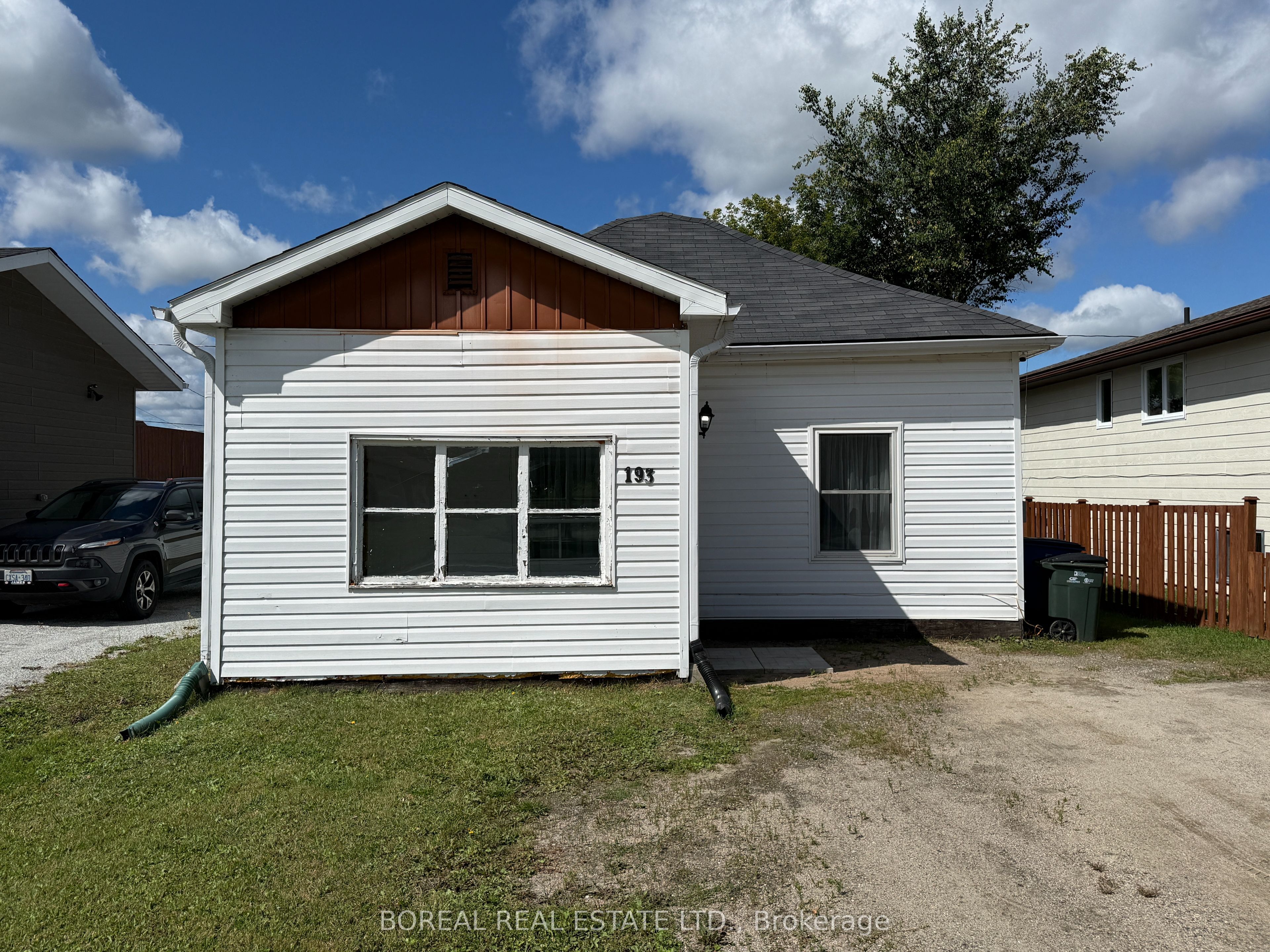 193 Twelfth Avenue, Cochrane, ON P0L 1C0 photo 3