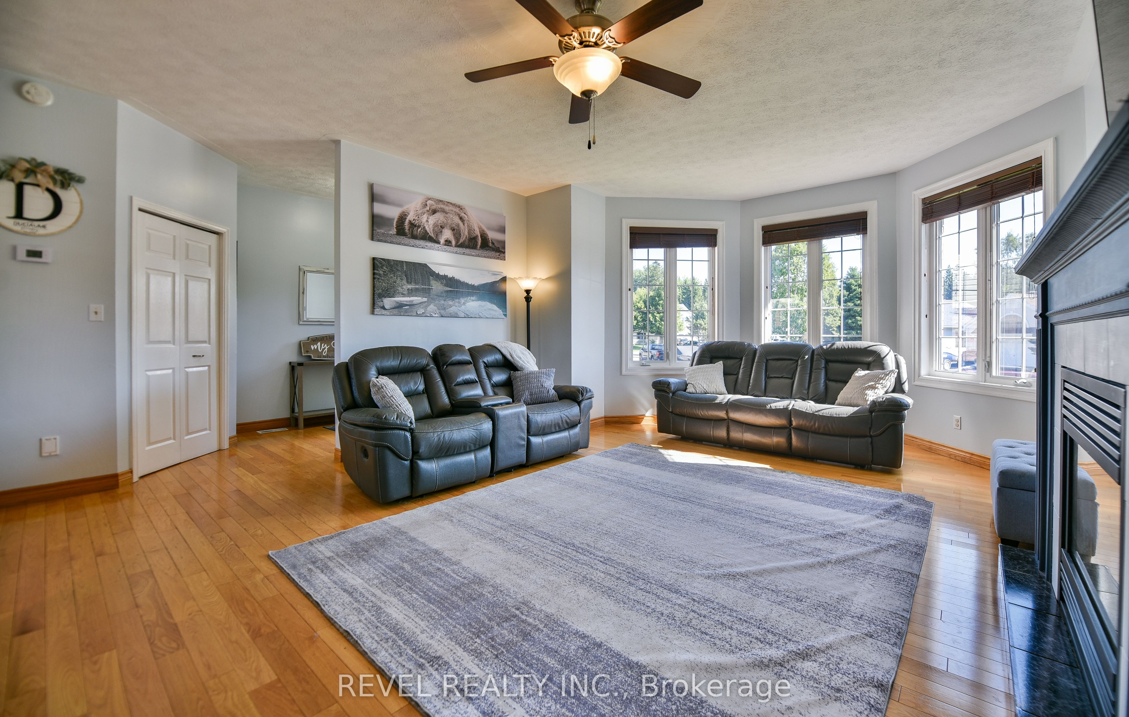 43 Pleasant Avenue, Timmins, ON P4R 1M6 photo 3