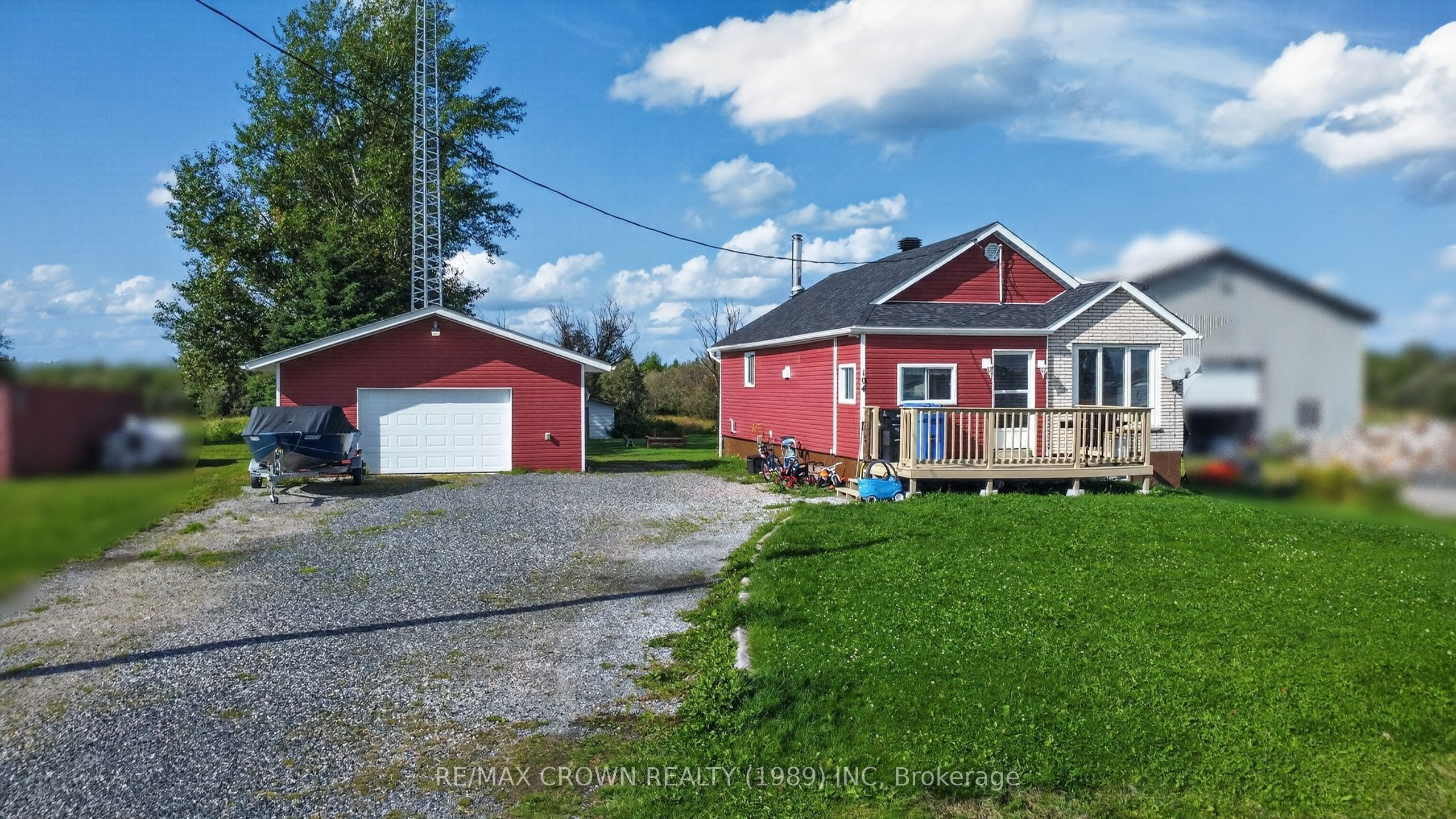 104 Maxime Brisson Road, Mattice-Val Cote, ON P0L 2E0 photo 3