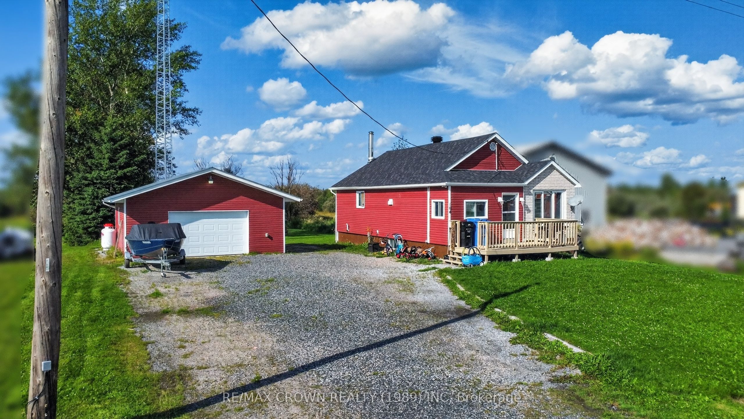 104 Maxime Brisson Road, Mattice-Val Cote, ON P0L 2E0 photo 4