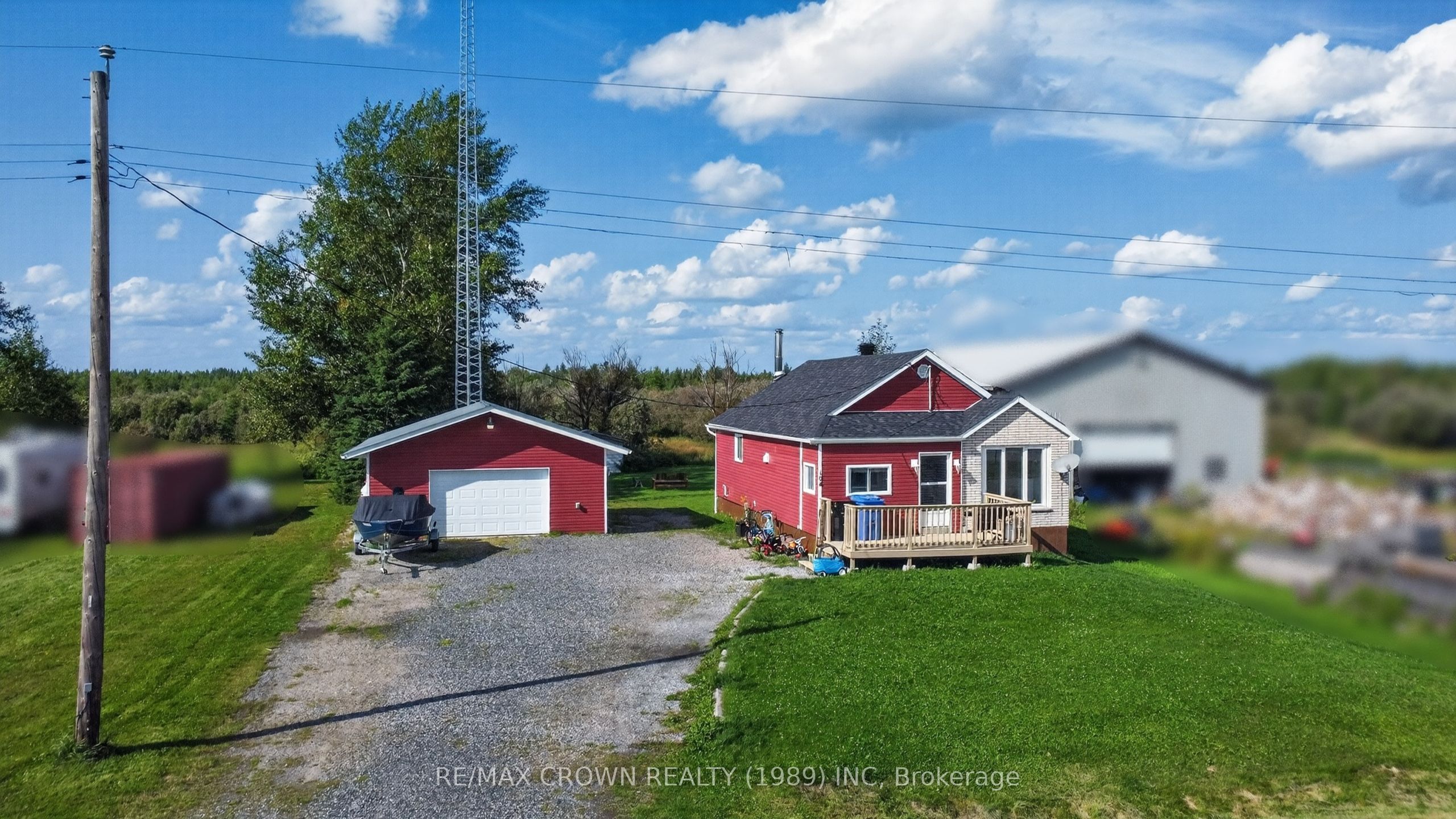 104 Maxime Brisson Road, Mattice-Val Cote, ON P0L 2E0 photo 5