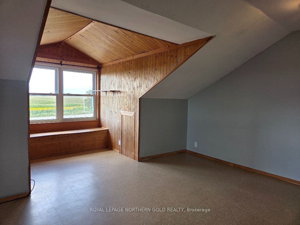 113 Tenth Avenue, Armstrong, ON P0J 1E0 photo 3