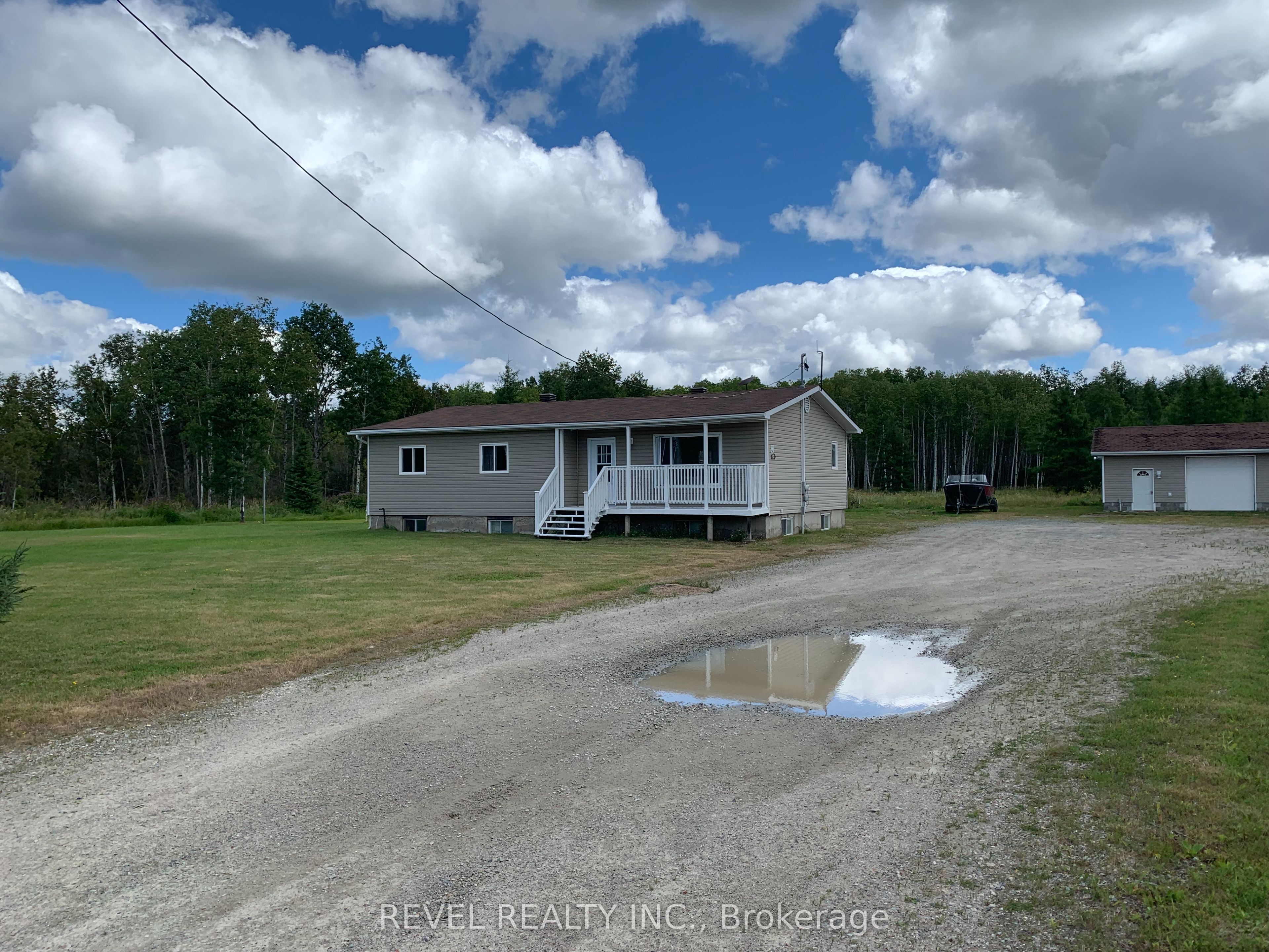 1040 Mahoney Road, Timmins, ON P4R 0H6 photo 2
