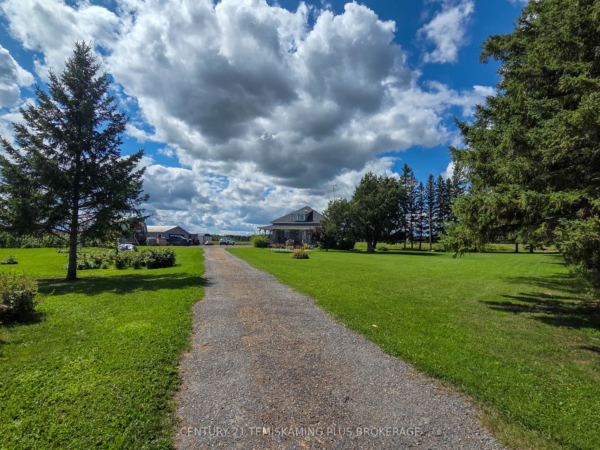 704344 Rockley Road, Temiskaming Shores, ON P0J 1P0 photo 2