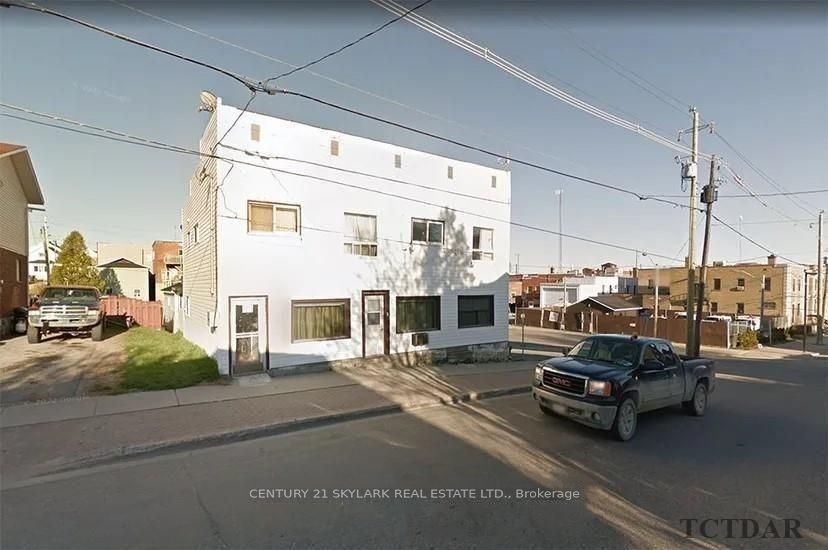 43 Duncan Avenue S, Kirkland Lake, ON P2N 1X8