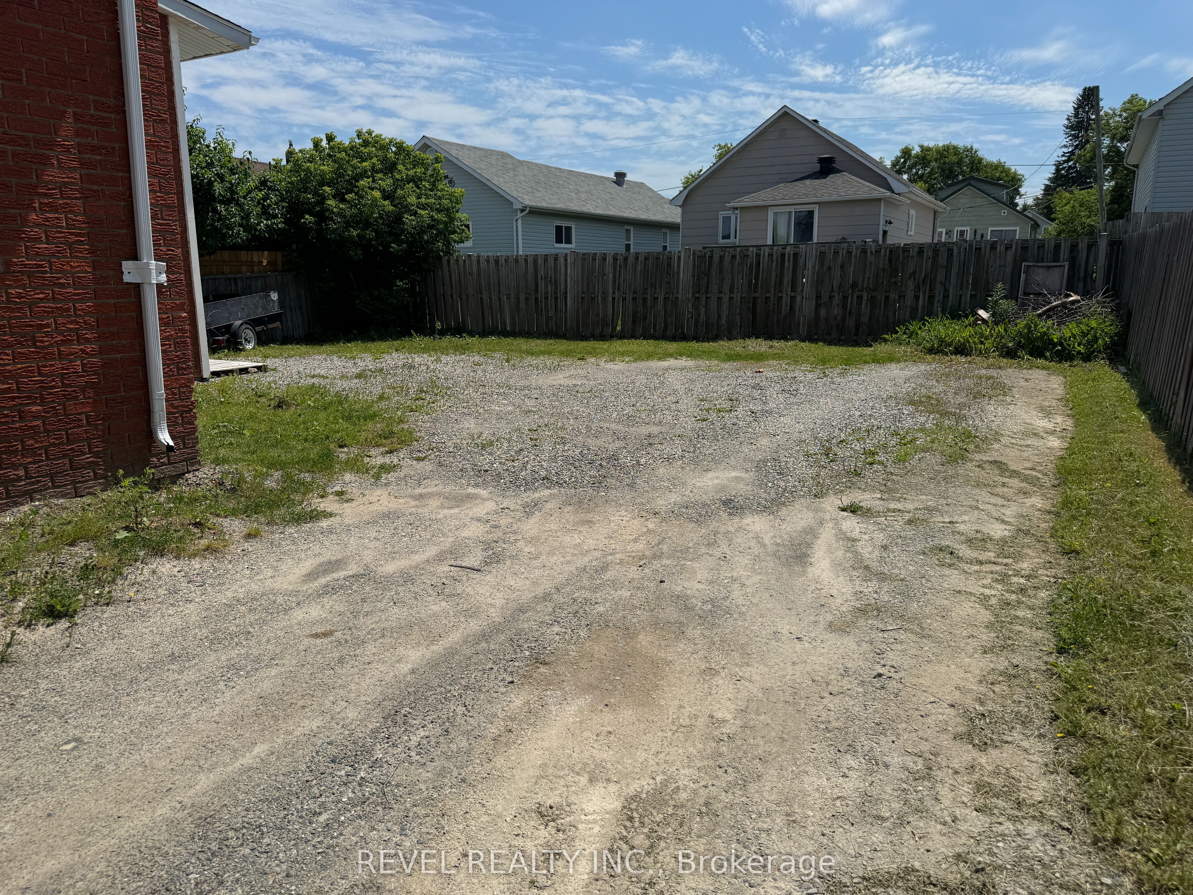 11 Shamrock Avenue, Timmins, ON P0N 1C0 photo 5