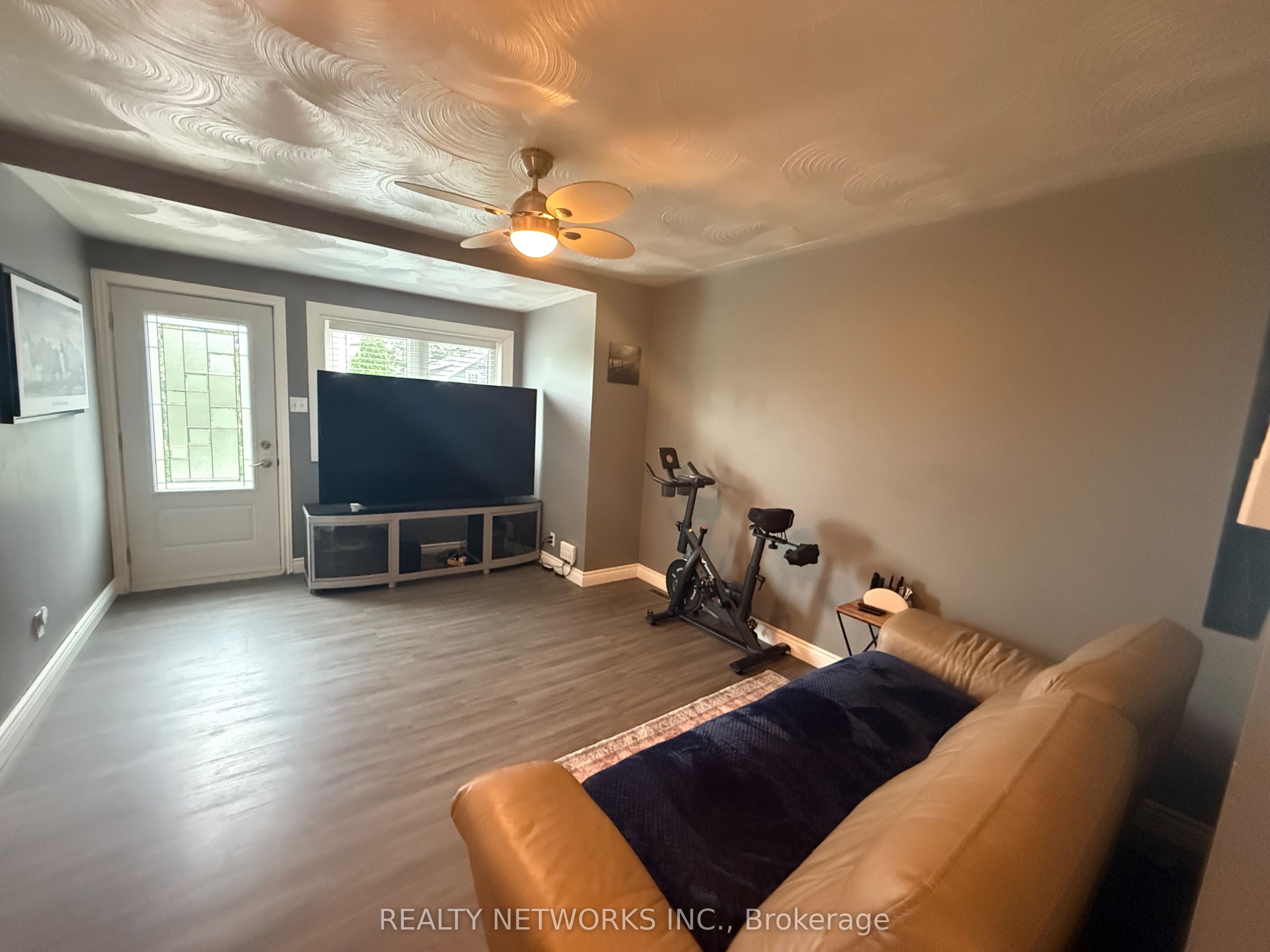208 Toke Street, Timmins, ON P4N 6V1 photo 3