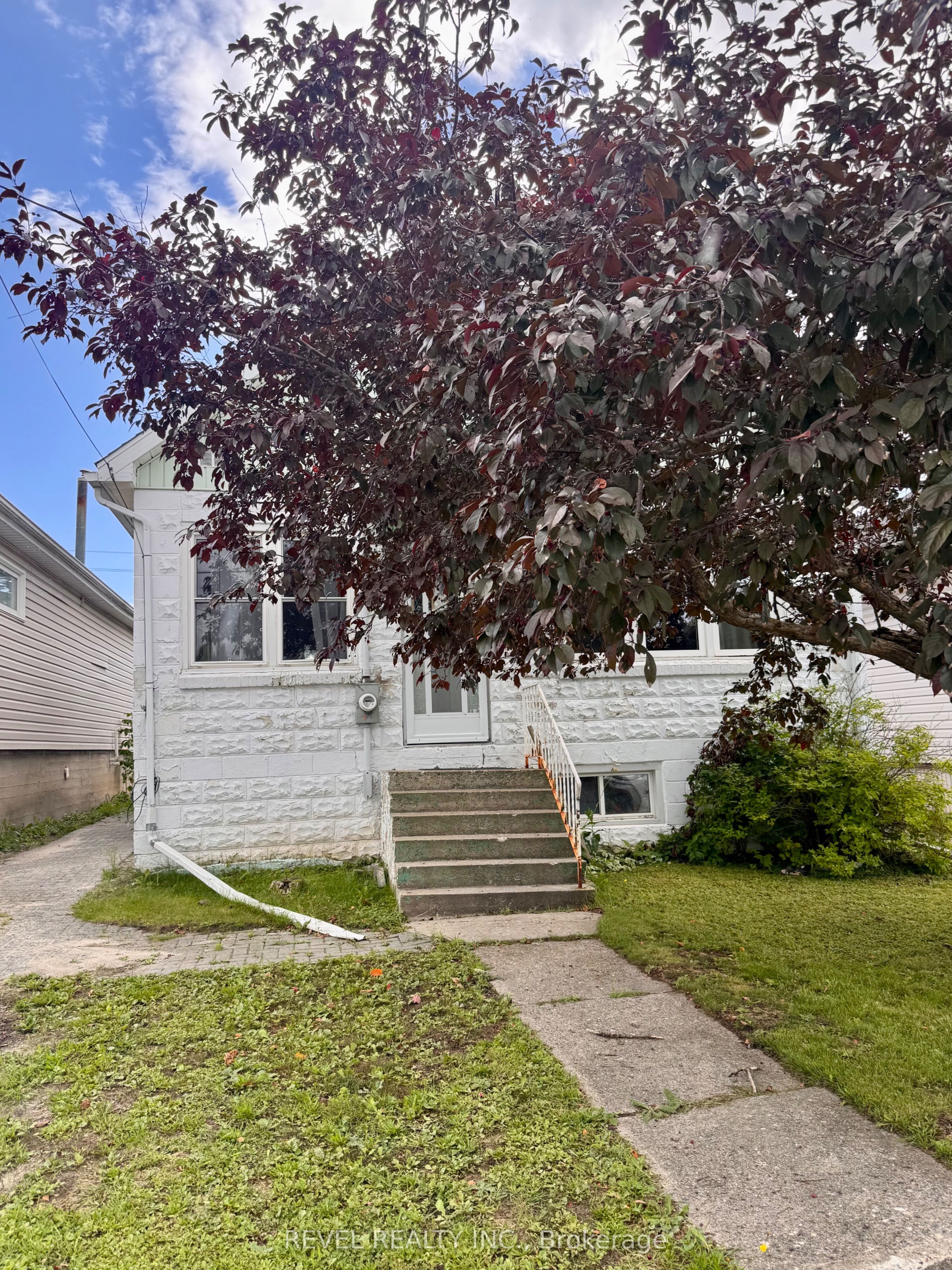 121 Floral Avenue, Timmins, ON P4N 4H6 photo 2