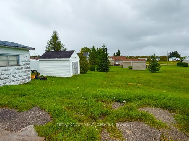 53 GAUTHIER Street, Kapuskasing, ON P0L 1G0