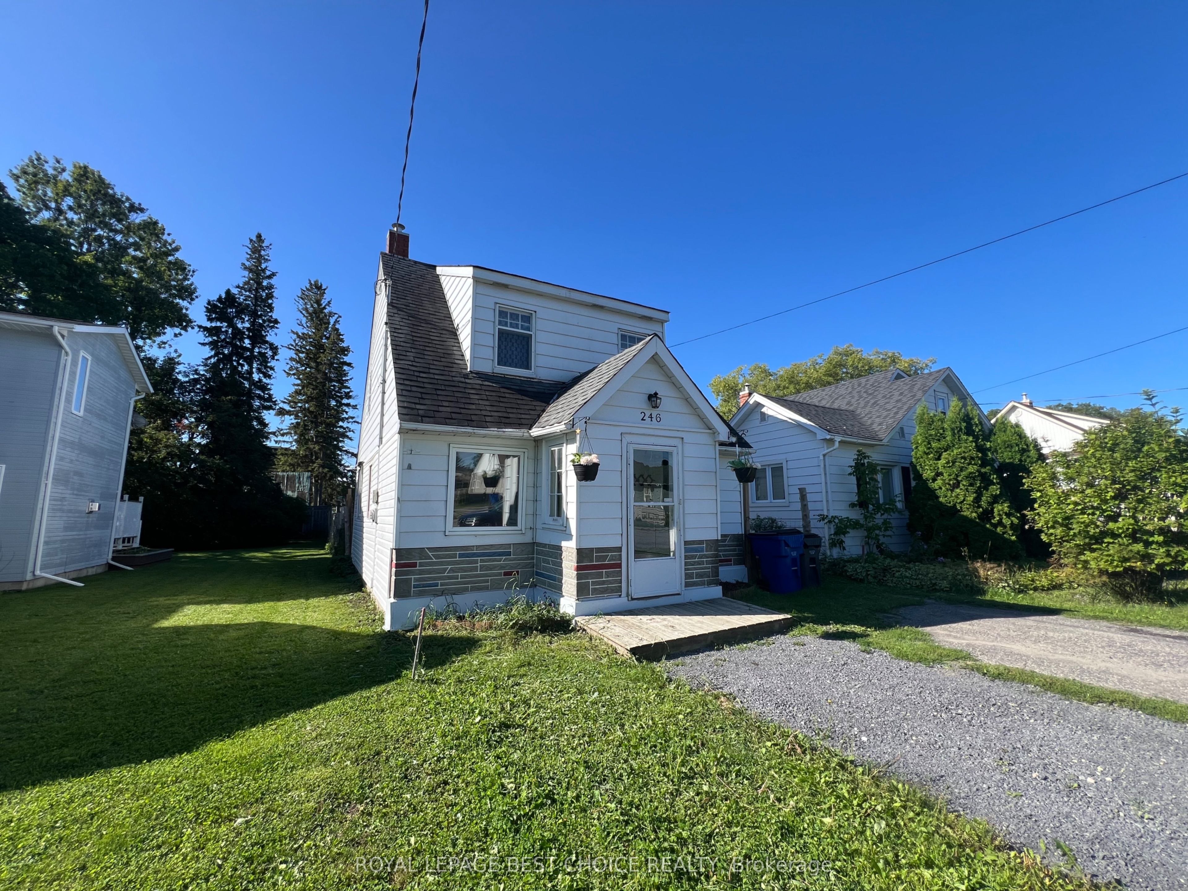 246 McCamus Avenue, Temiskaming Shores, ON P0J 1P0 photo 2