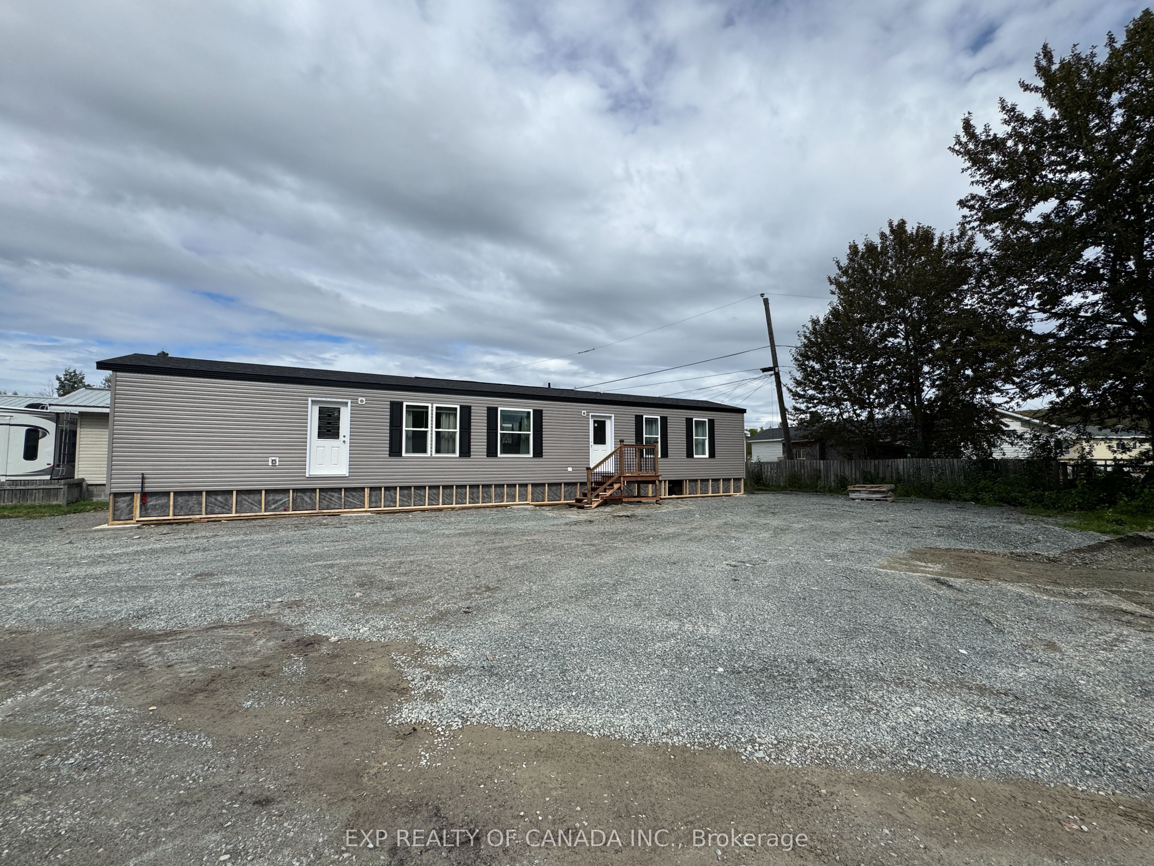 268 Evelyn Crescent, Timmins, ON P4N 0C5 photo 2