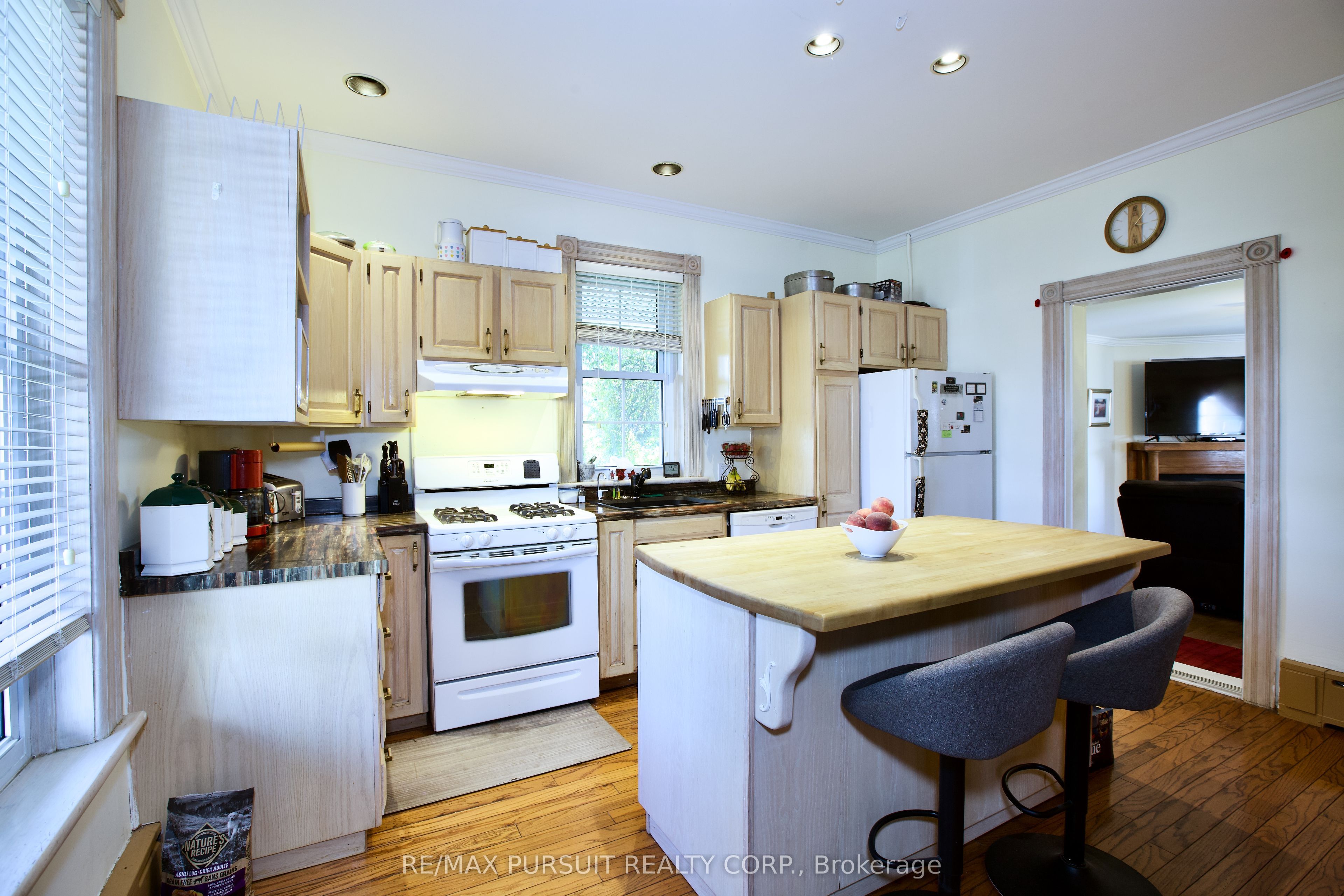 112 May Street, Temiskaming Shores, ON P0J 1P0 photo 3