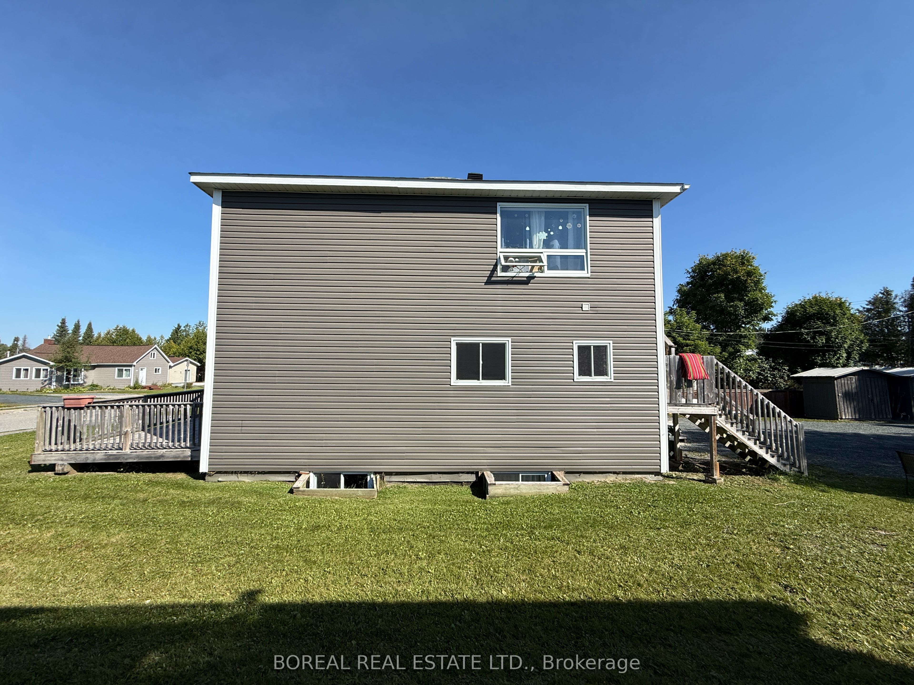 230 Tenth Avenue, Cochrane, ON P0L 1C0 photo 4