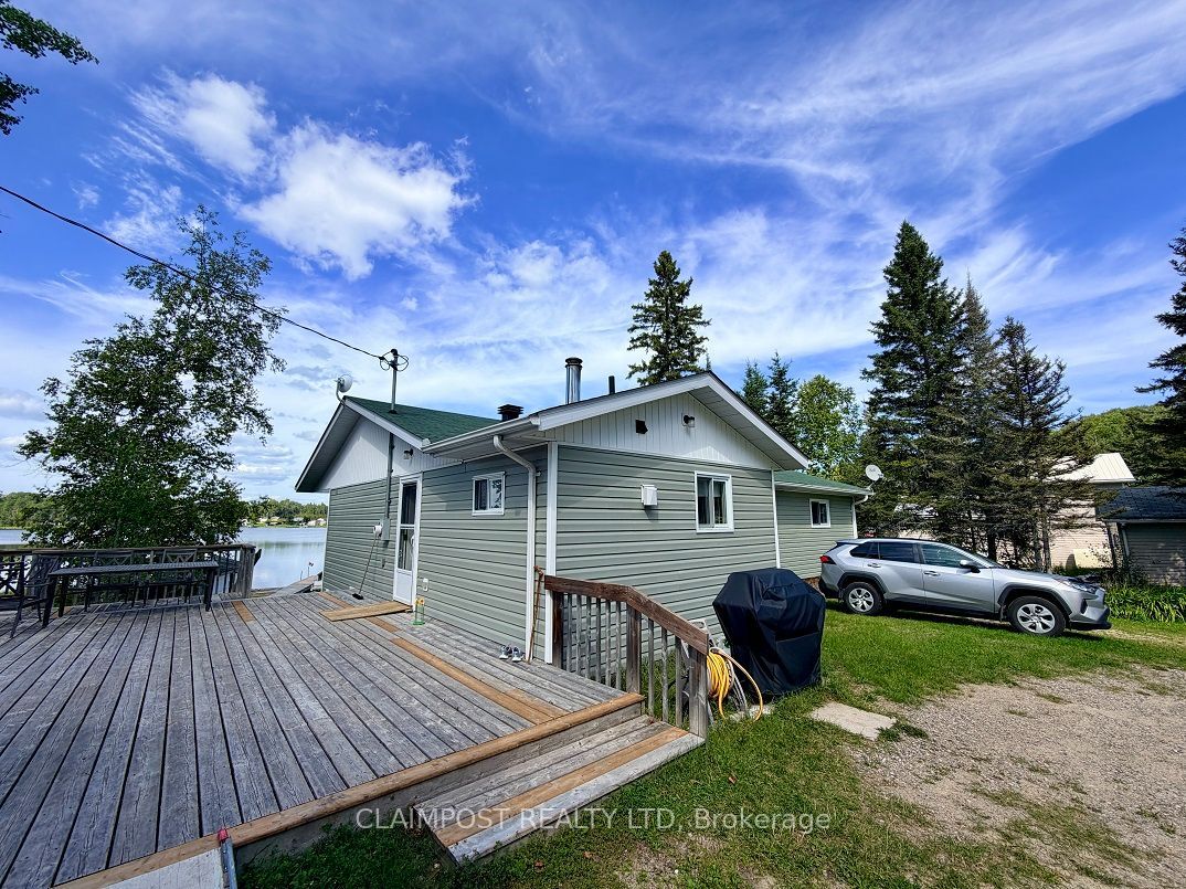 1102 Aubry Road, Iroquois Falls, ON P0K 1G0 photo 2