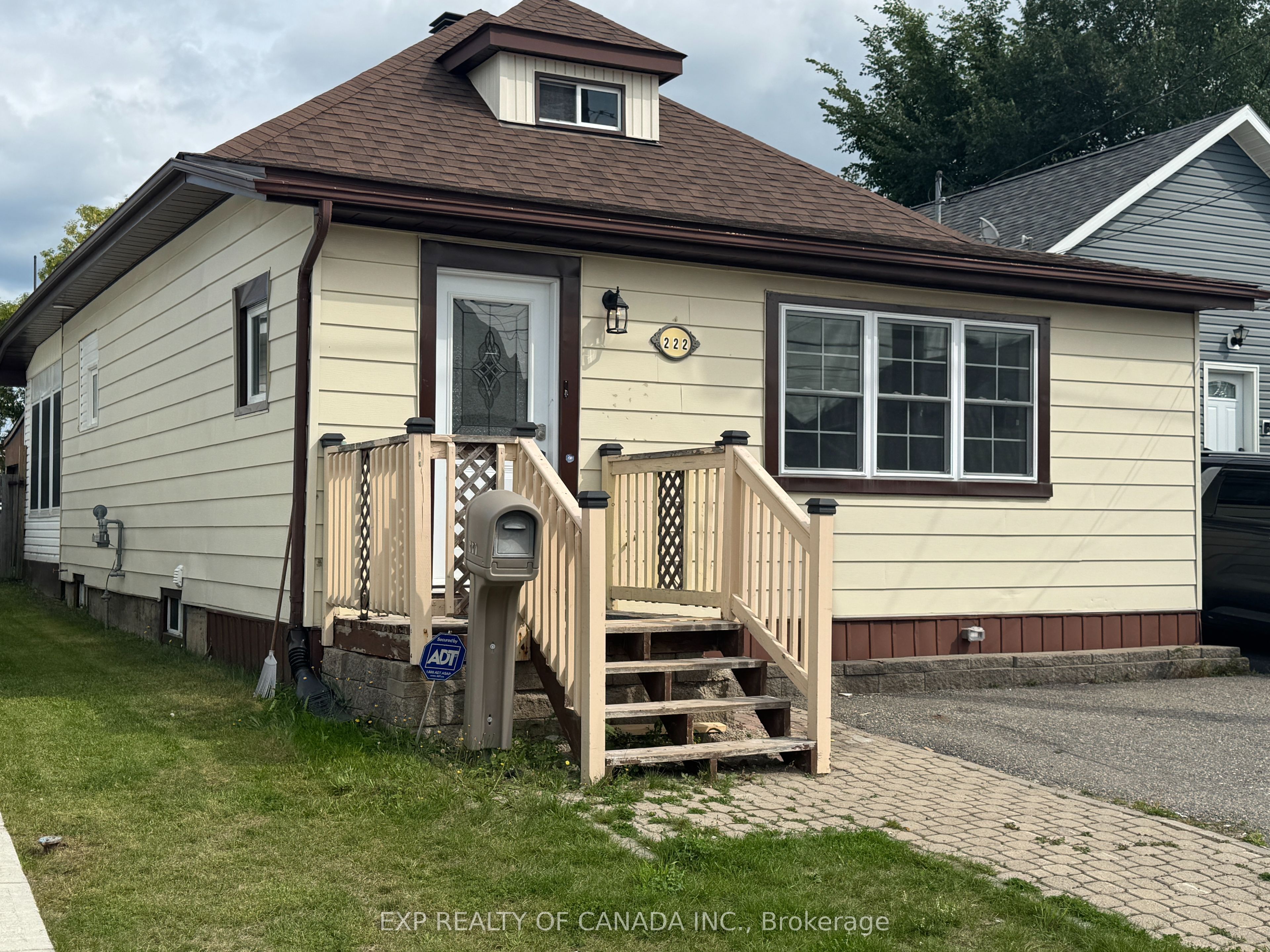 222 Maple Street S, Timmins, ON P4N 1Z2 photo 3