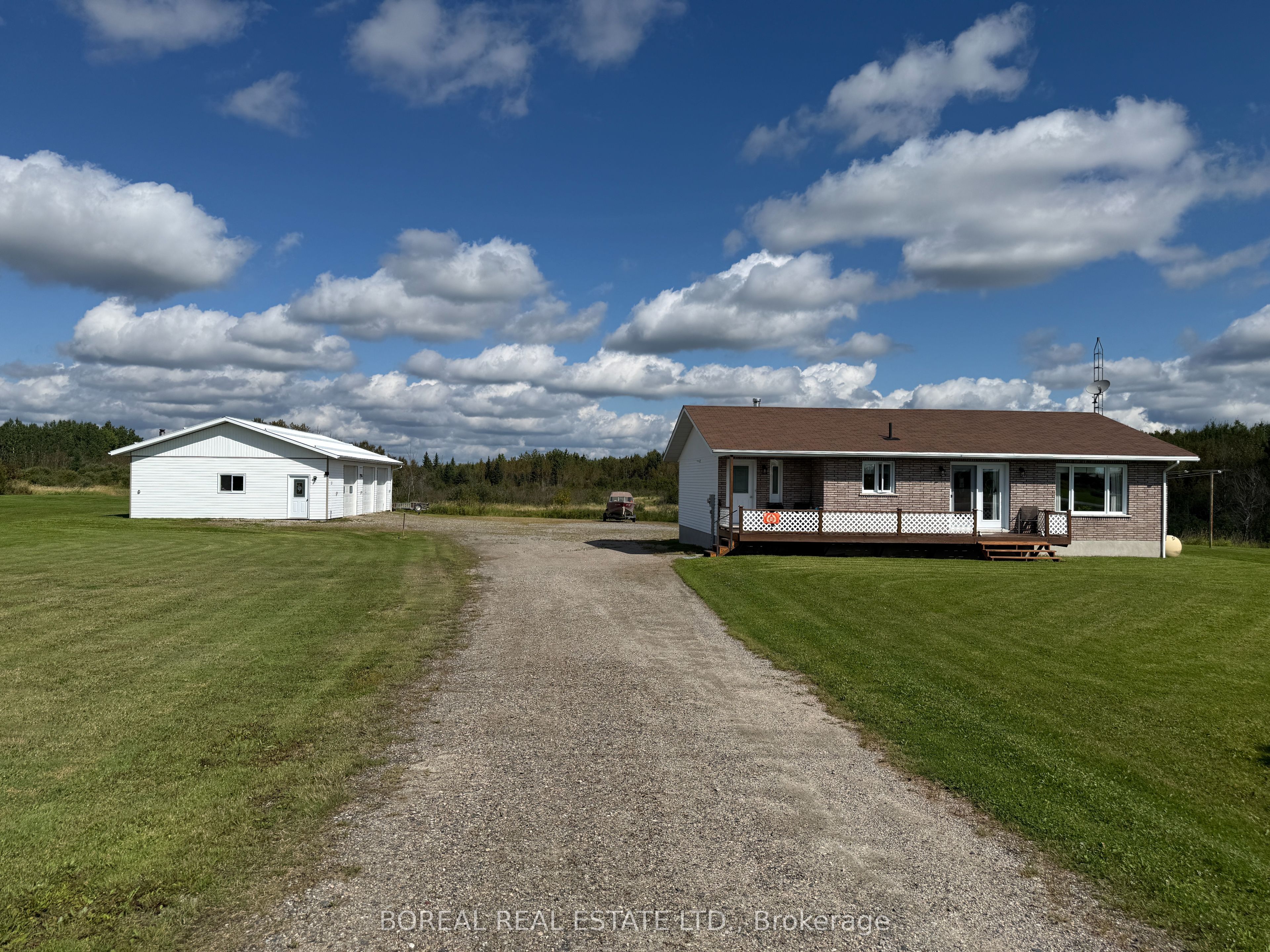 1363 Hwy 652, Cochrane, ON P0L 1C0