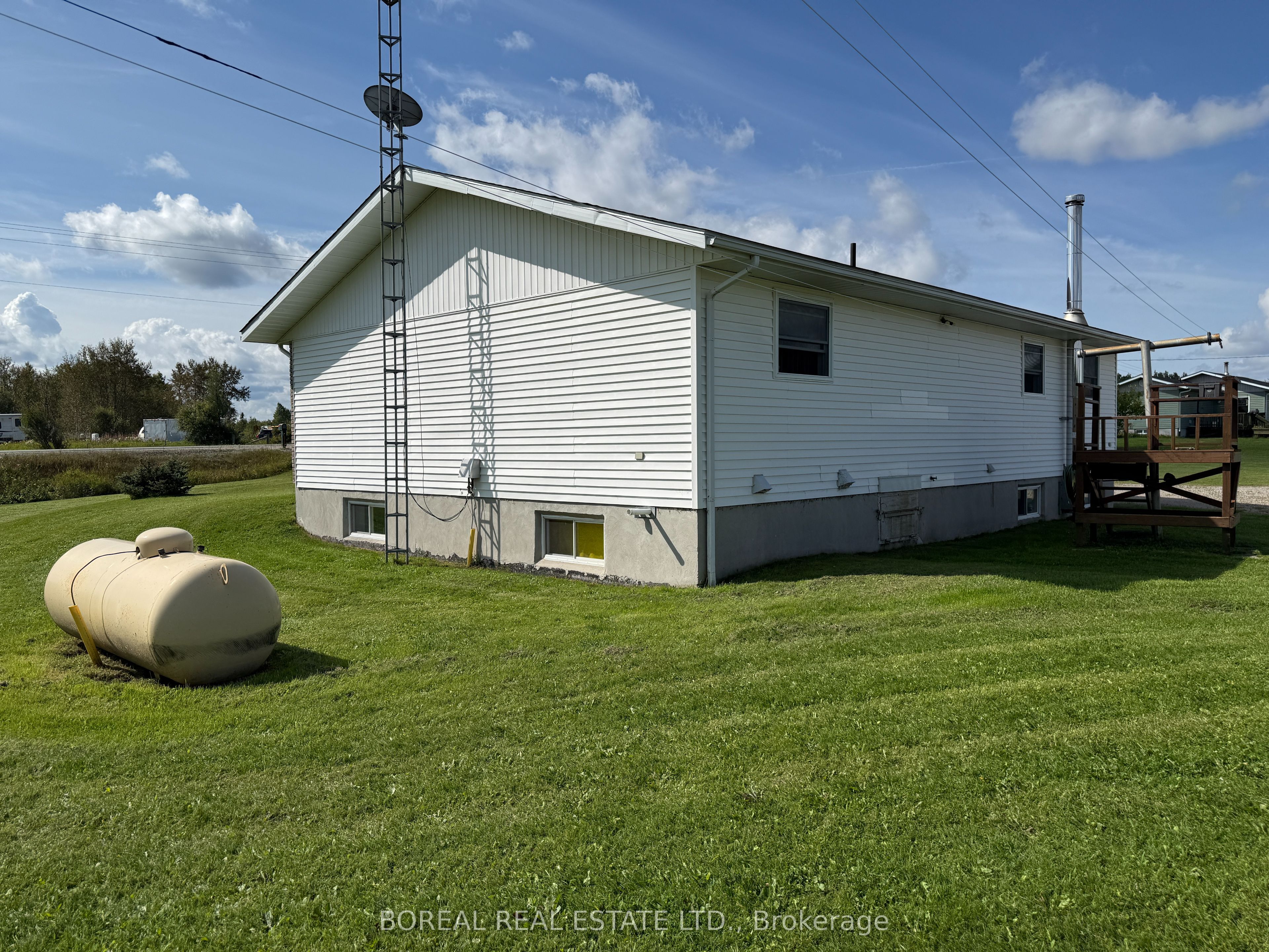 1363 Hwy 652, Cochrane, ON P0L 1C0 photo 5