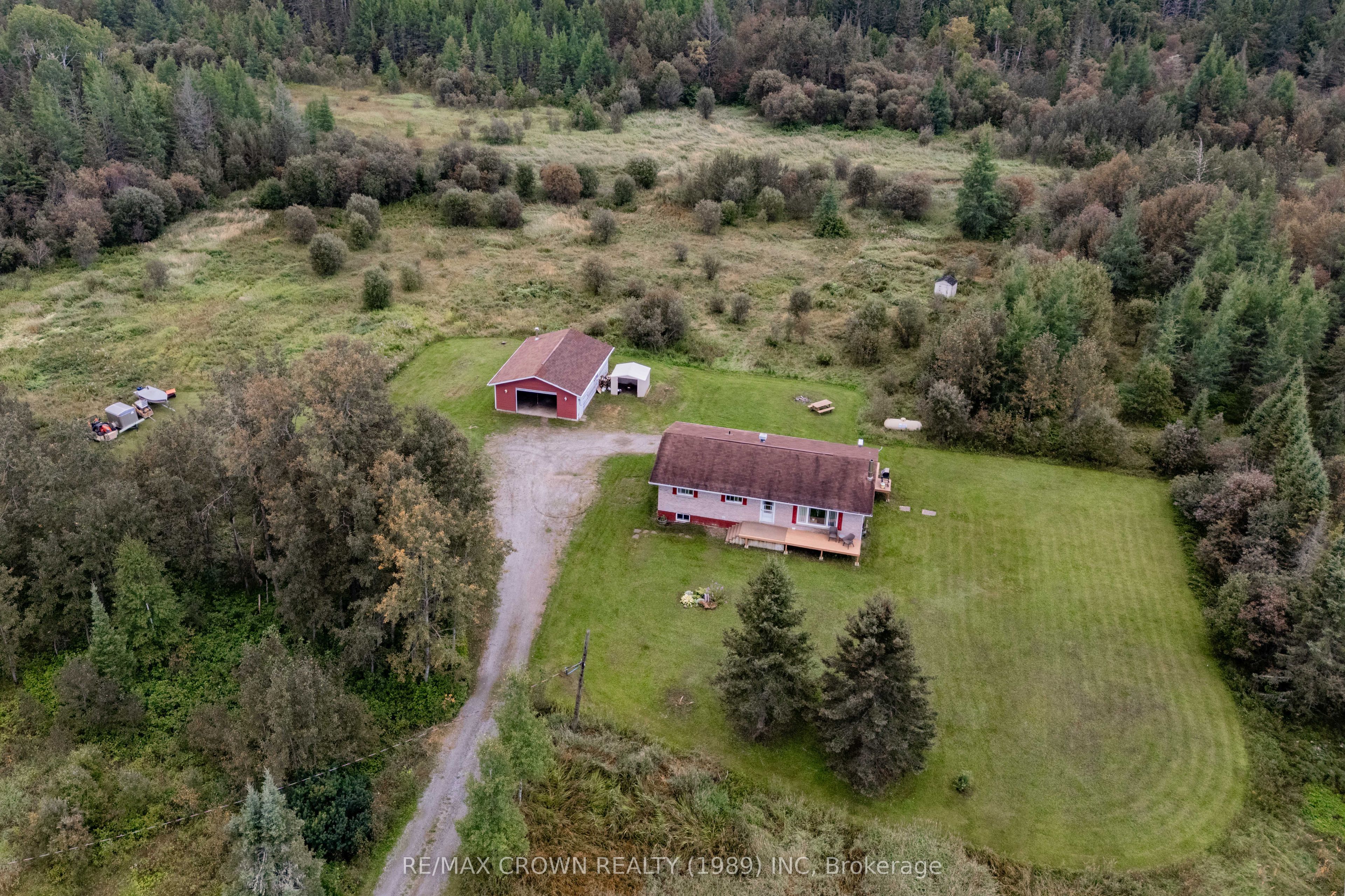 12 St Joseph Road, Kapuskasing, ON P0L 1V0
