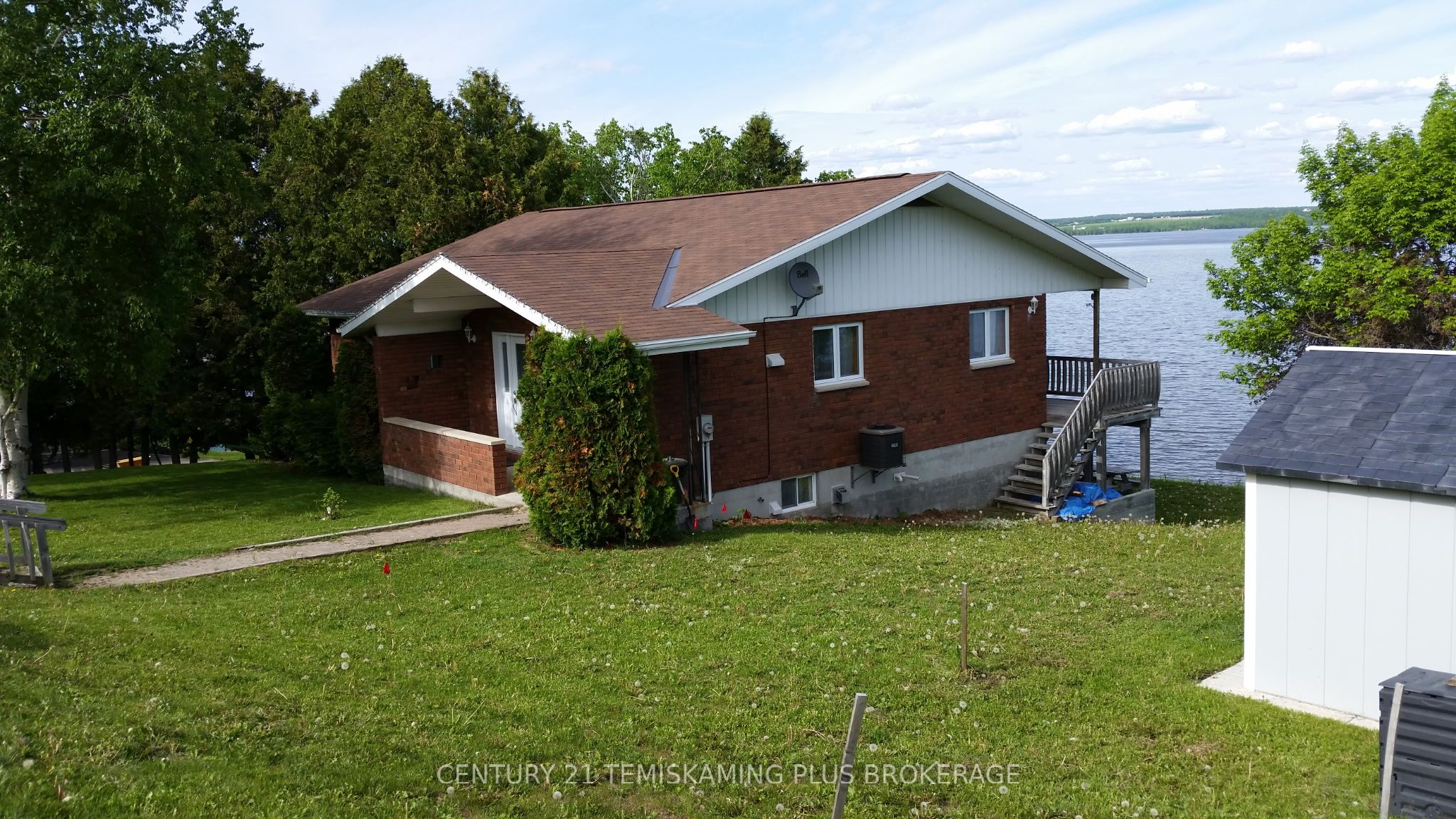519 Lakeshore Road N, Temiskaming Shores, ON P0J 1P0