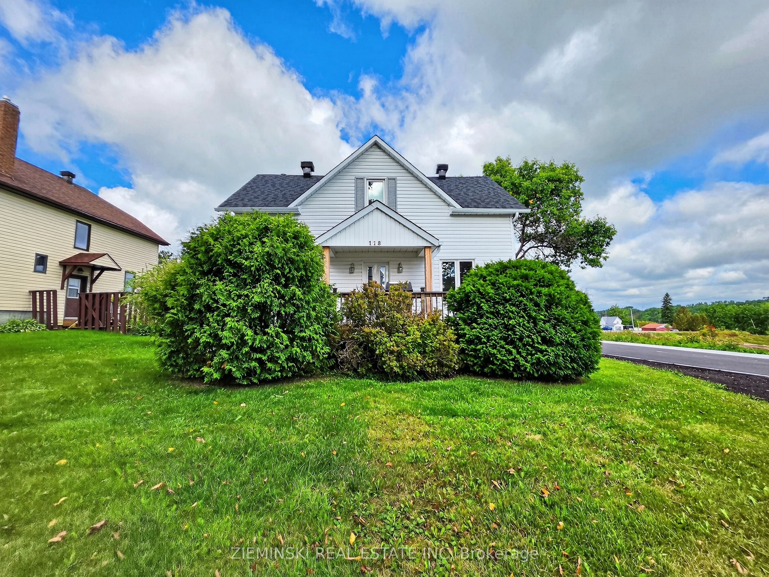 118 Buckingham Avenue, Iroquois Falls, ON P0K 1E0