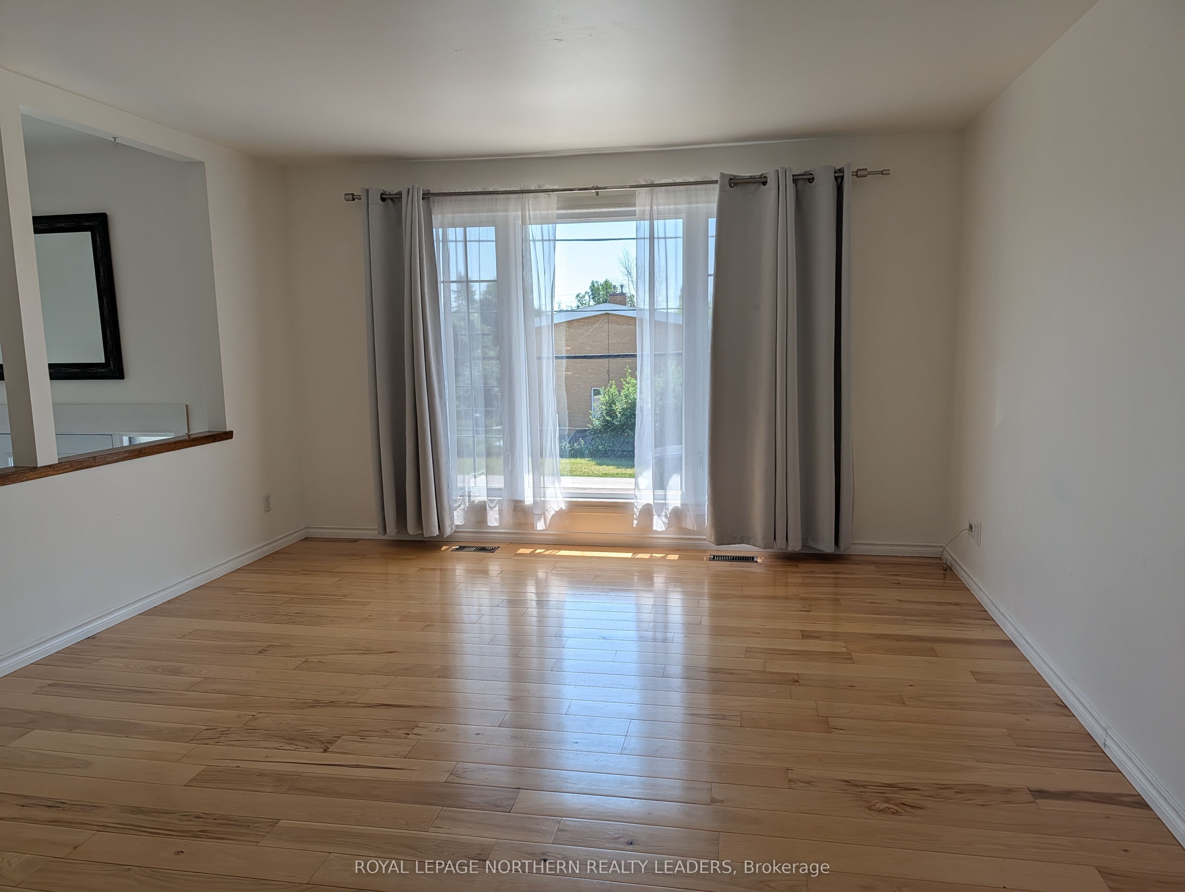 84 Brousseau Avenue, Timmins, ON P4N 5Y2 photo 4