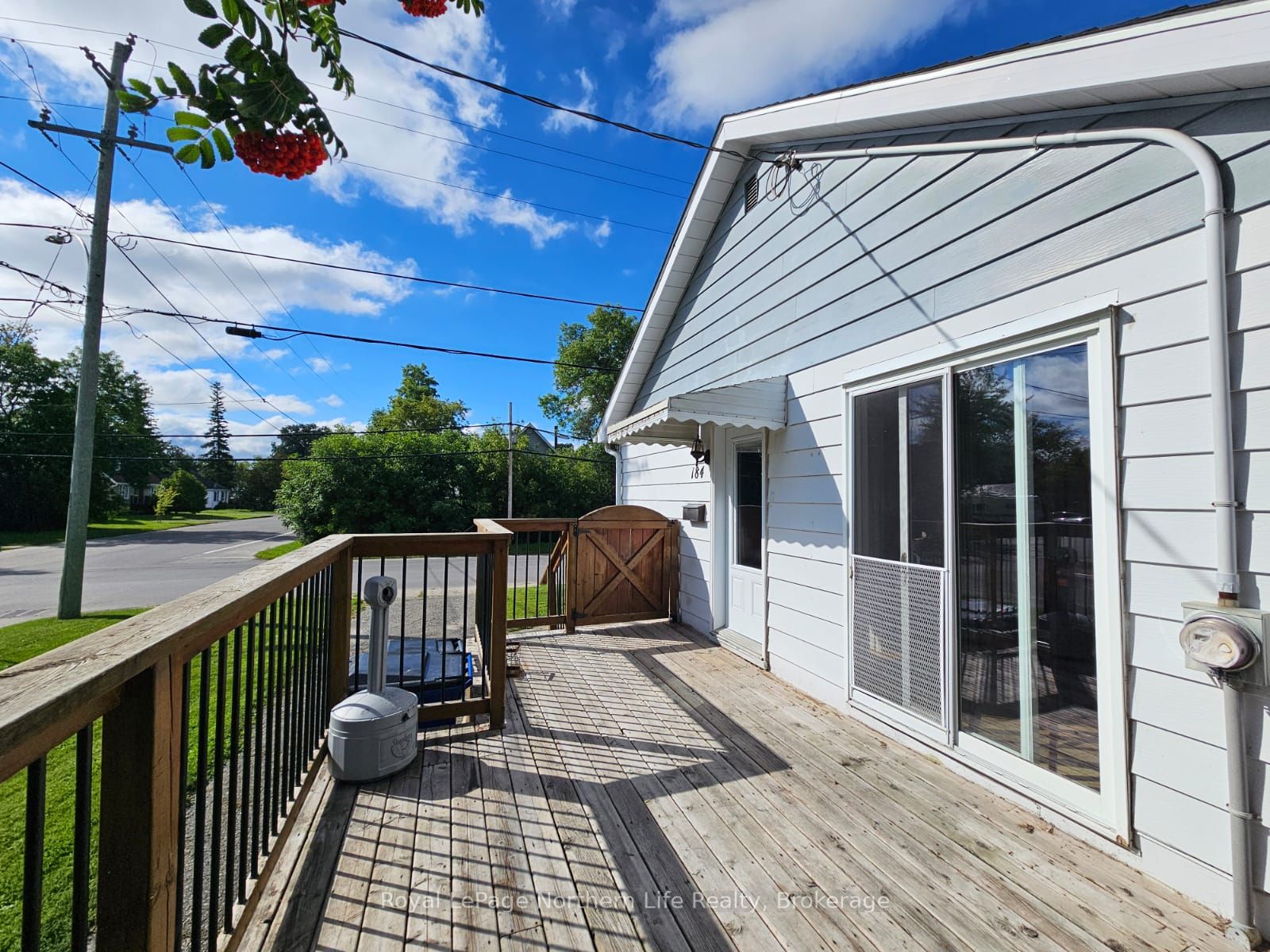 184 MAY Street, Temiskaming Shores, ON P0J 1P0 photo 5
