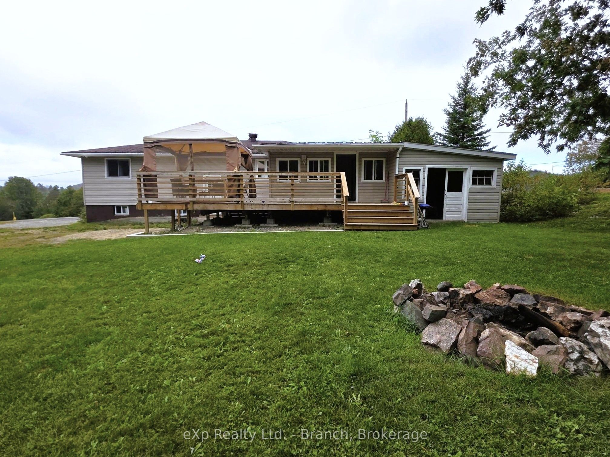 167 Calbeck Avenue, Matachewan, ON P0K 1M0 photo 4