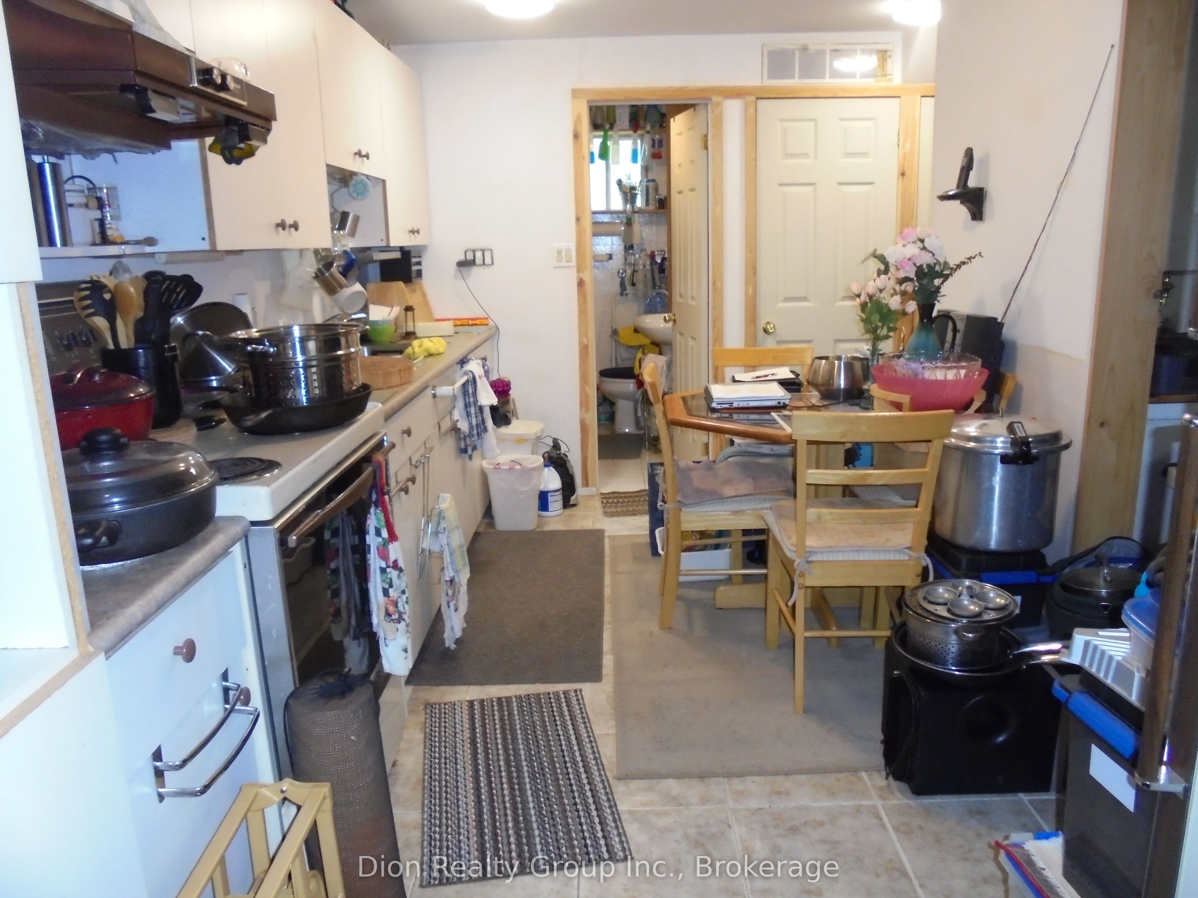 28 Rand Avenue W, Kirkland Lake, ON P2N 2S8 photo 3