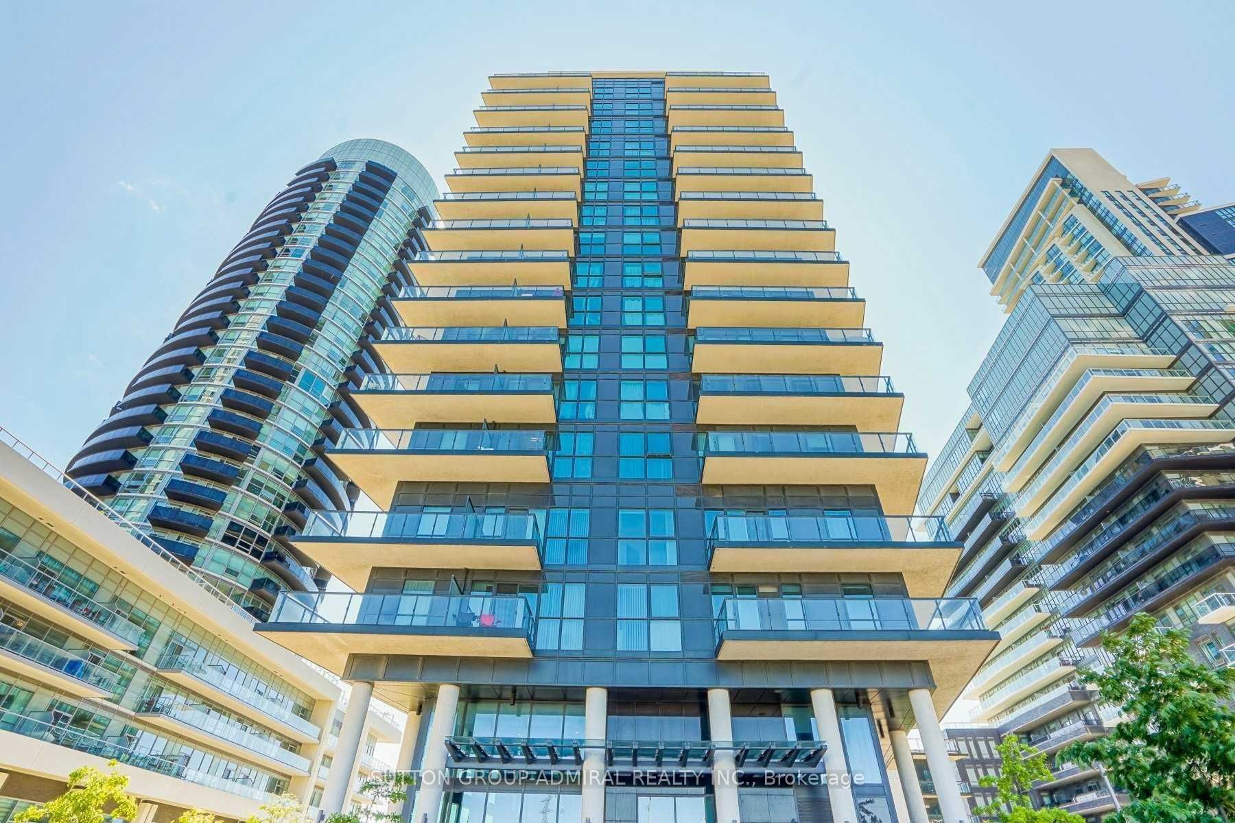 39 Annie Craig Drive Th 104, Toronto, ON M8V 0C5