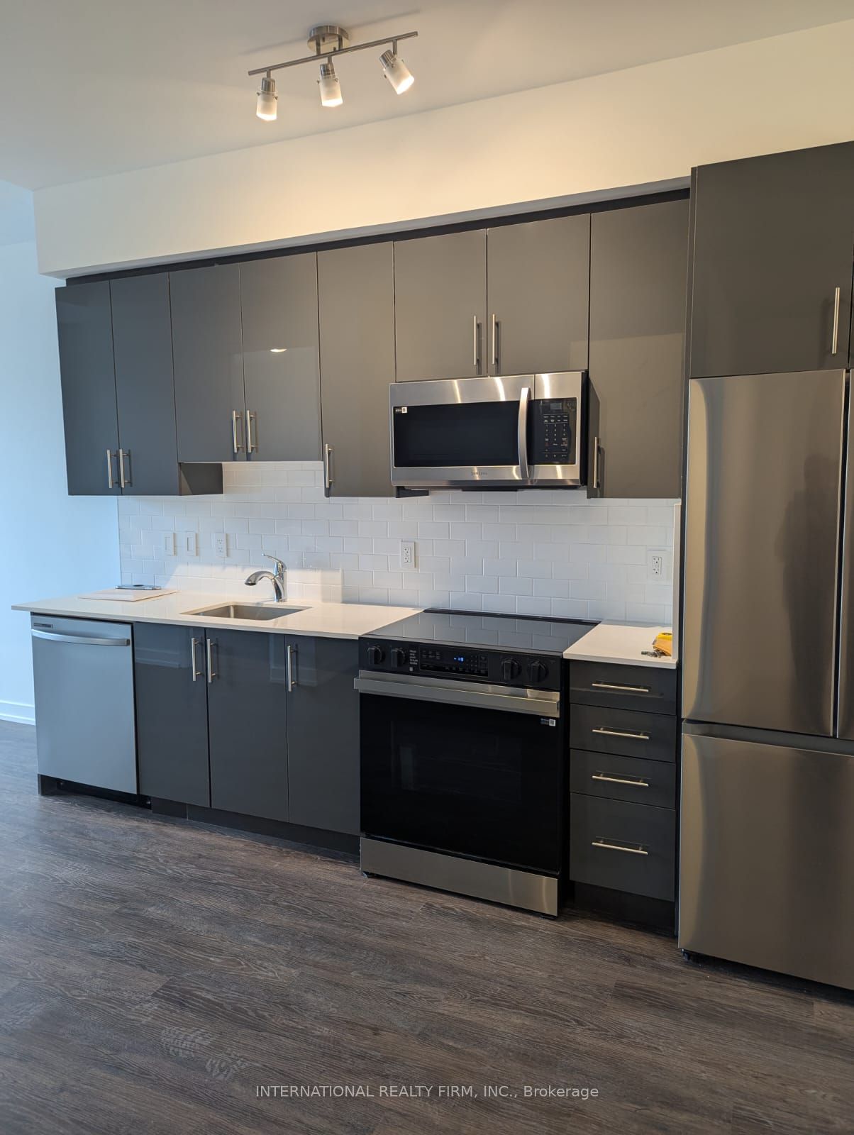 556 MARLEE Avenue 102, Toronto, ON M6B 0B1 photo 3