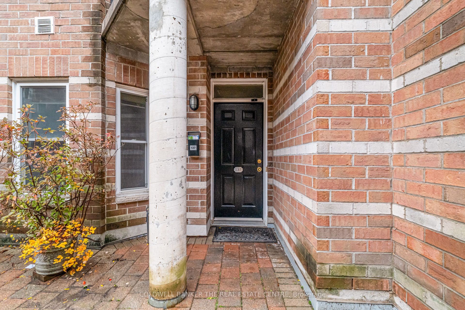 760 Lawrence Avenue W 137, Toronto, ON M6A 3E7 photo 5
