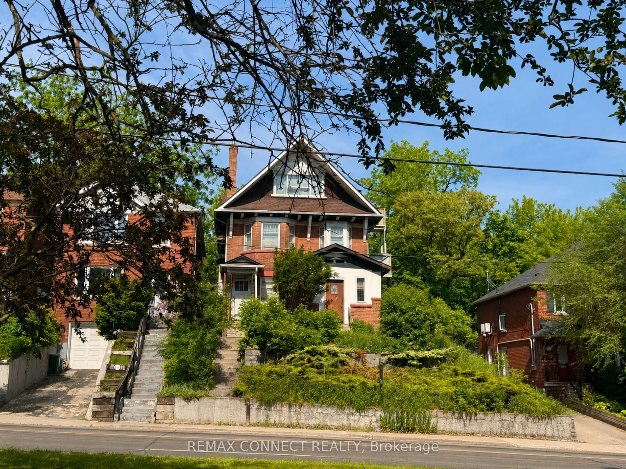115 Parkside Drive, Toronto, ON M6R 2Y8 photo 2