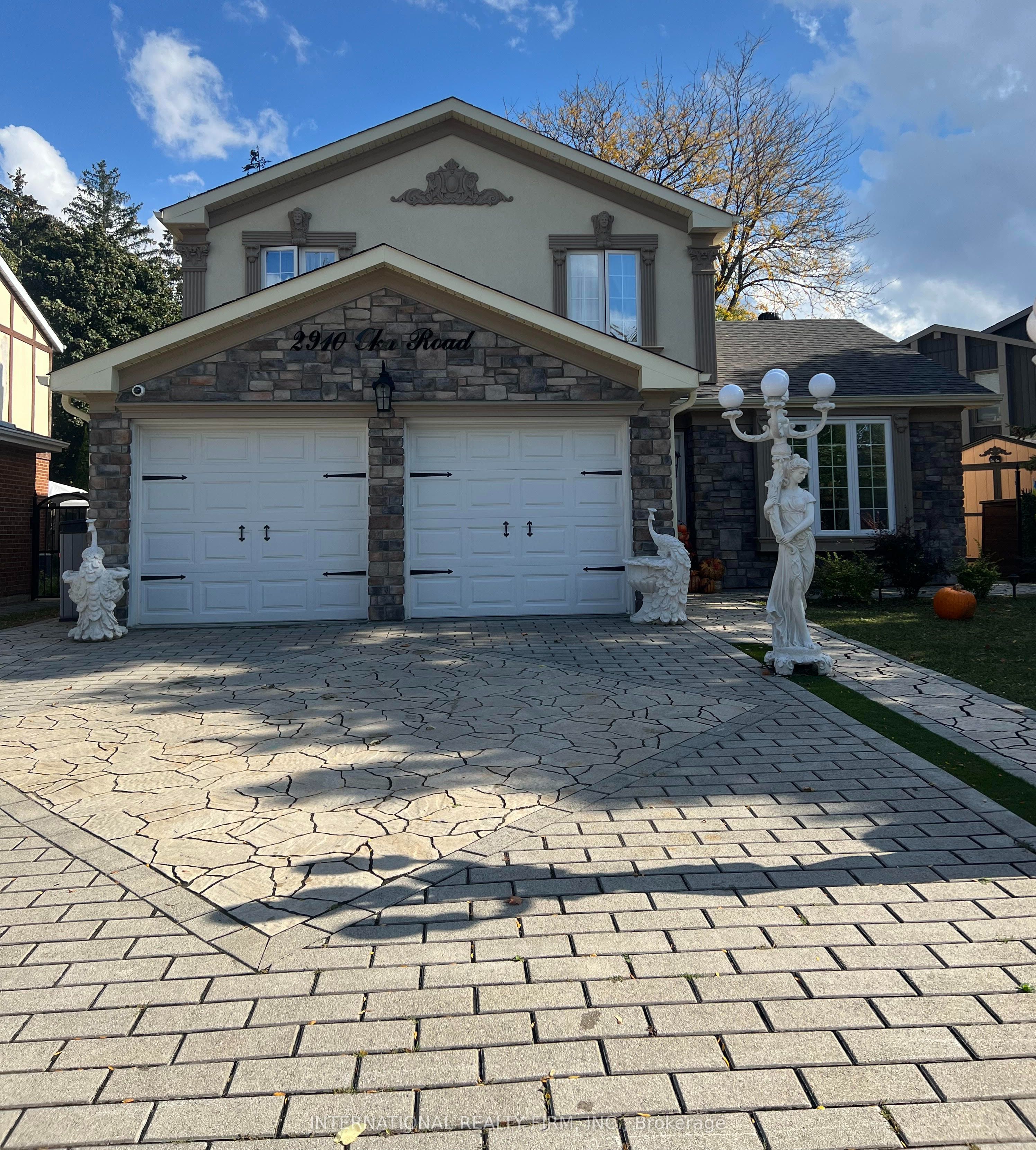 2910 Oka Road, Mississauga, ON L5N 1W9