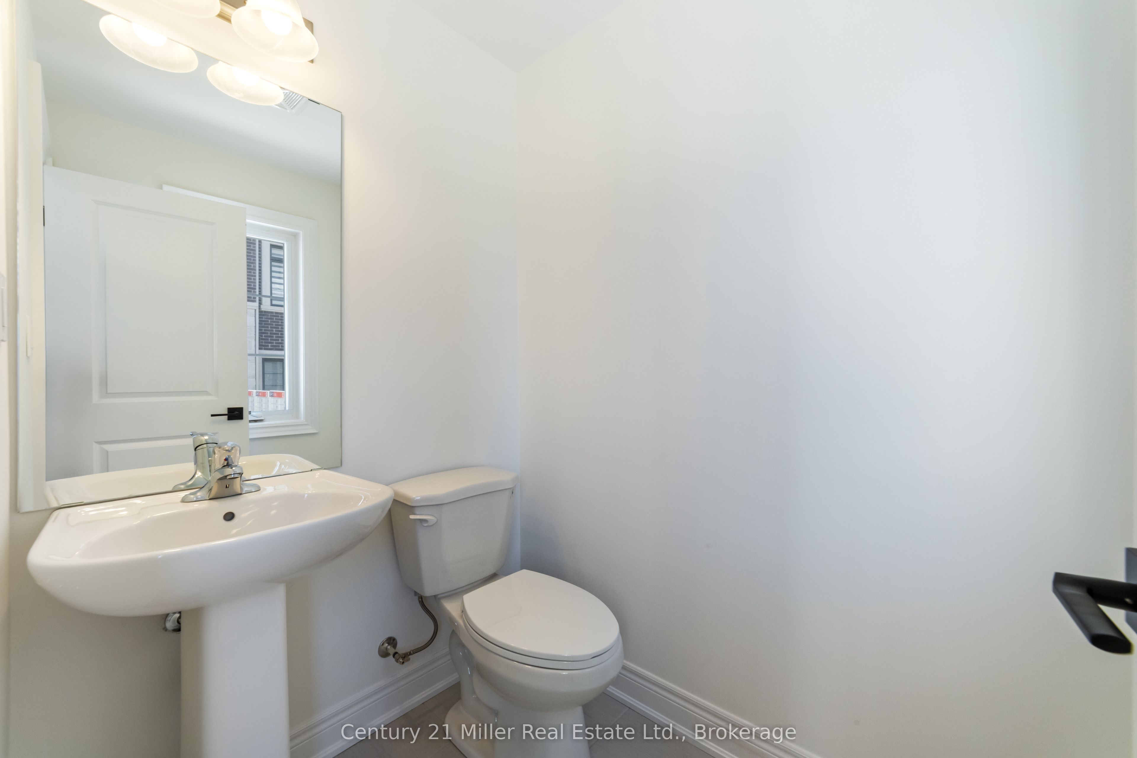 260 Melody Common 36, Oakville, ON L6H 8A5 photo 4