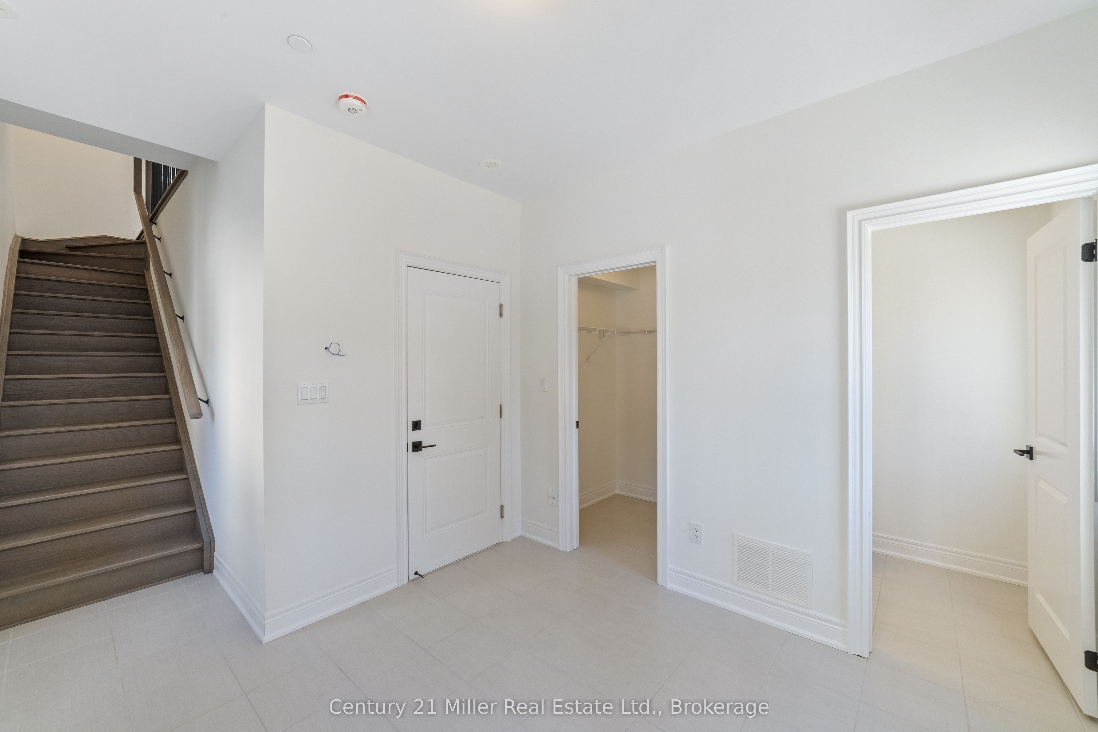260 Melody Common 36, Oakville, ON L6H 8A5 photo 5
