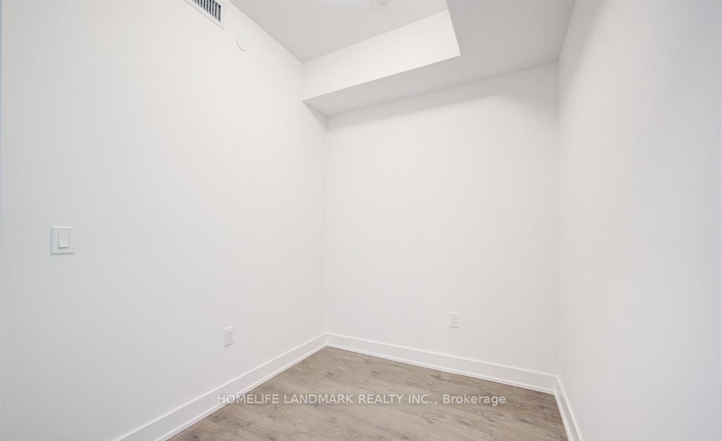 2333 Khalsa Gate 313, Oakville, ON L6M 5R6 photo 4