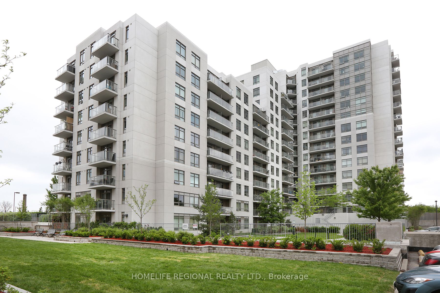 816 Lansdowne Avenue 1015, Toronto, ON M6H 4K6 photo 2