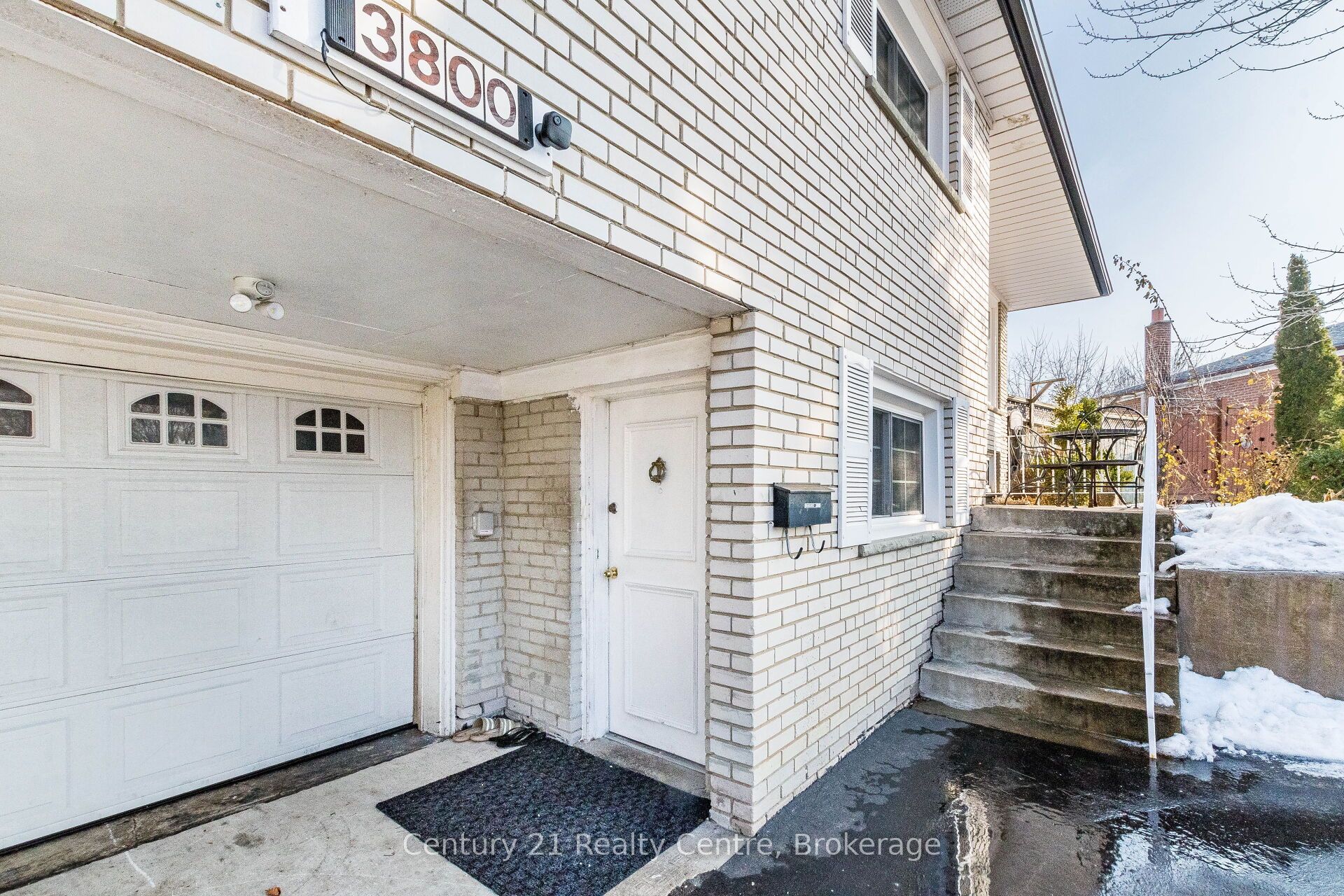 3800 Wyewood Road, Mississauga, ON L4T 2A2 photo 4