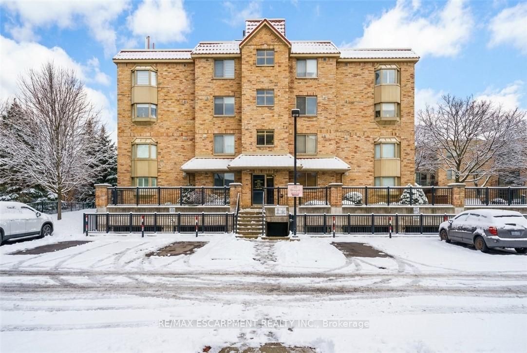 3499 UPPER MIDDLE Road 211, Burlington, ON L7R 3X5