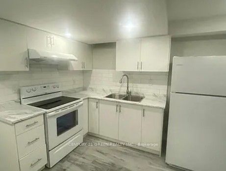24 Baby Pointe Trail Bsmt, Brampton, ON L7A 0W3 photo 4