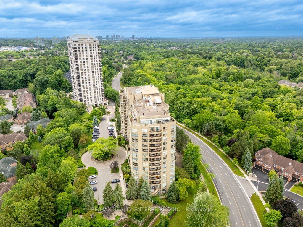 1800 The Collegeway 211, Mississauga, ON L5L 5S4 photo 2