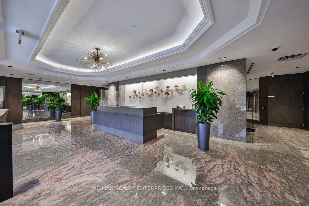 1800 The Collegeway 211, Mississauga, ON L5L 5S4 photo 3