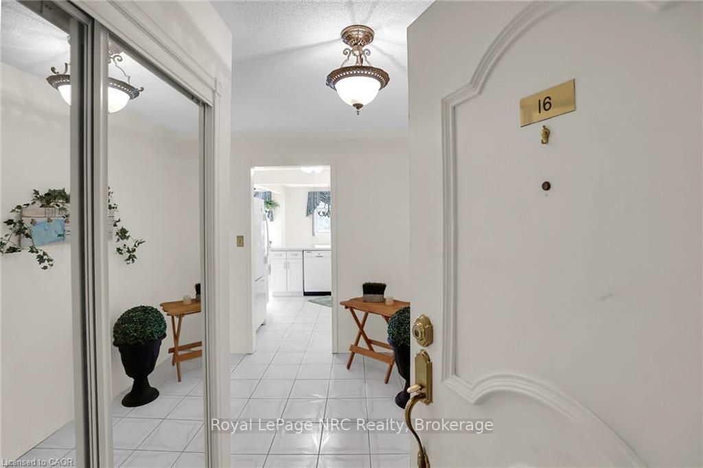 3050 Pinemeadow Drive 16, Burlington, ON L7M 3X5 photo 5