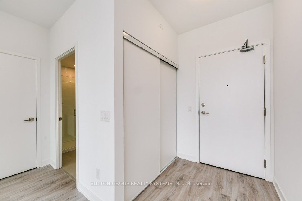 3005 Pine Glen Road 612, Oakville, ON L6M 5P5 photo 3