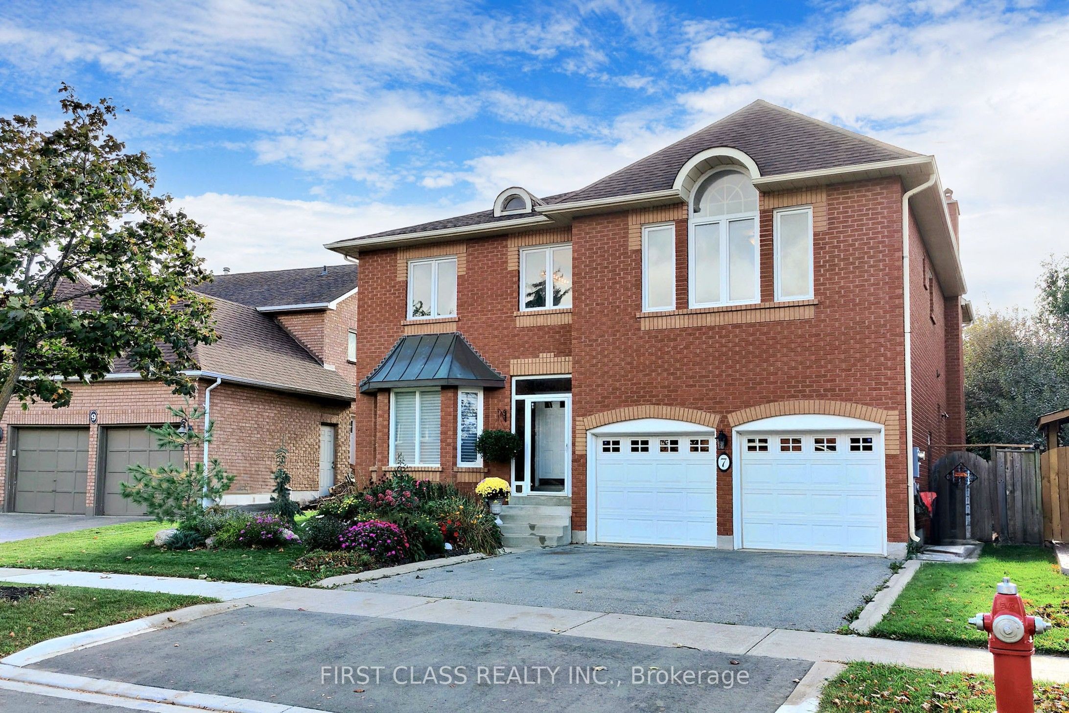 7 Kenpark Avenue, Brampton, ON L6Z 3P4 photo 2