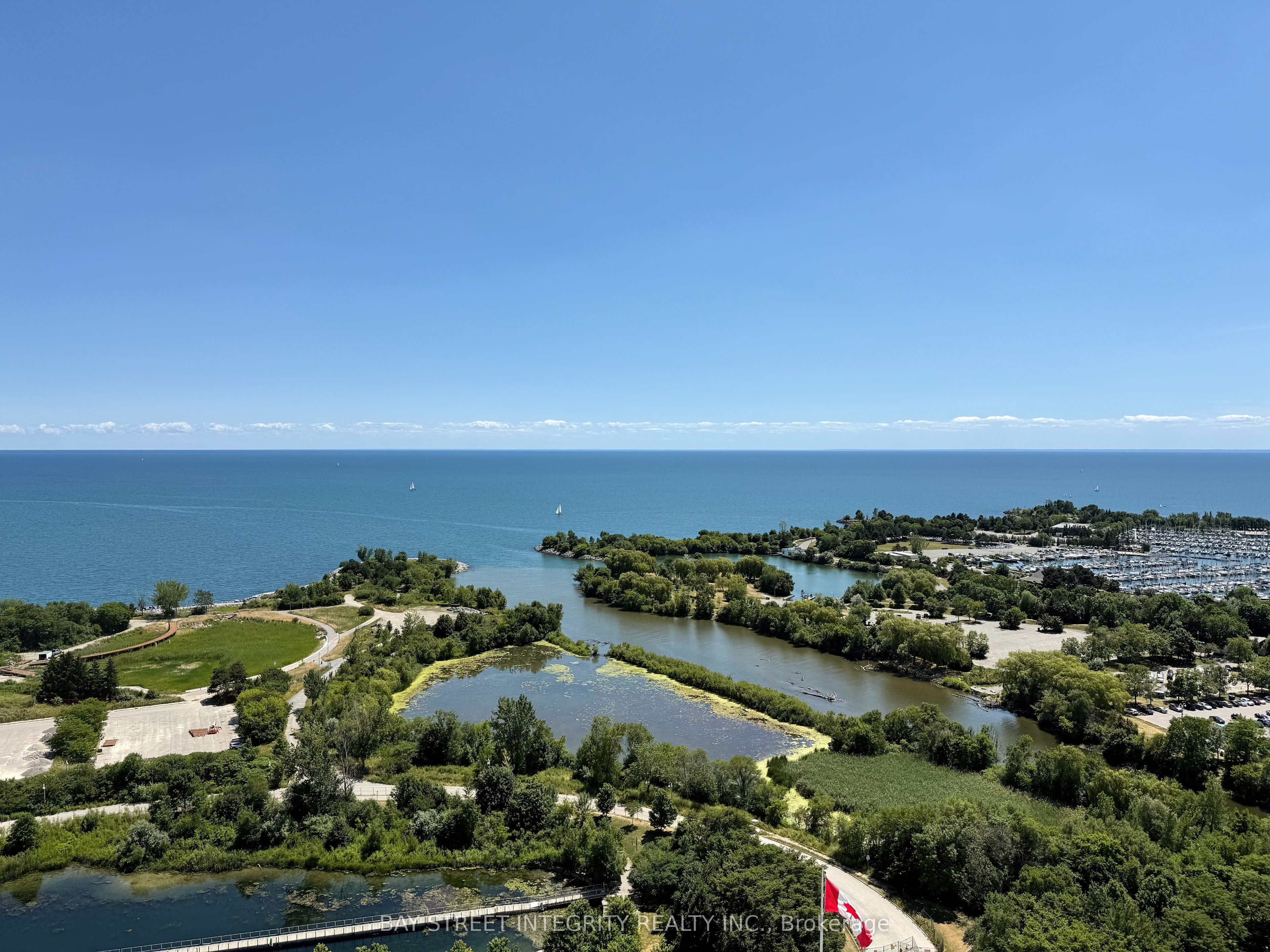 30 Shore Breeze Drive 2418, Toronto W06, ON M8V 0J1 photo 2