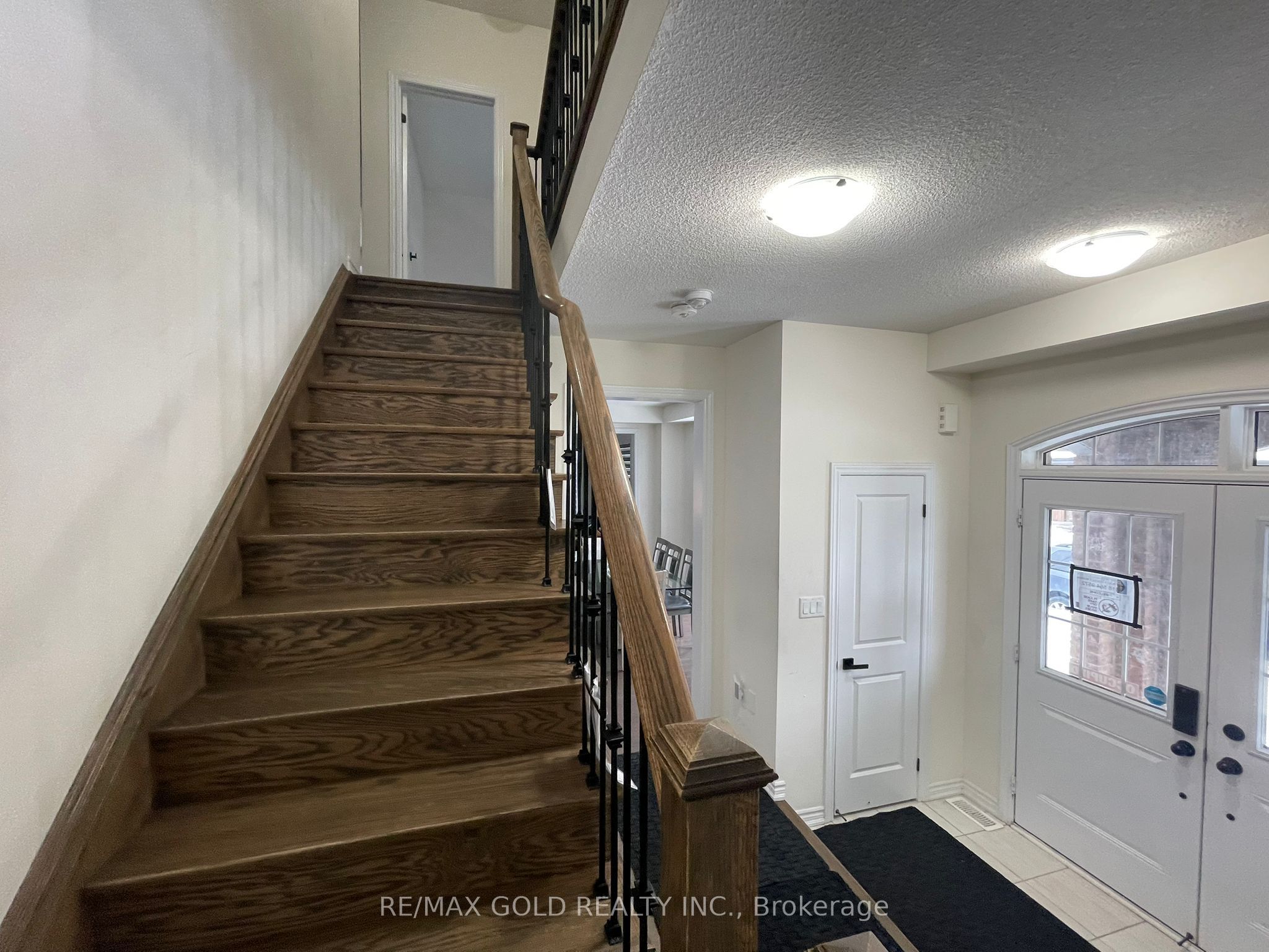 537 Veterans Drive, Brampton, ON L7A 5A6 photo 5