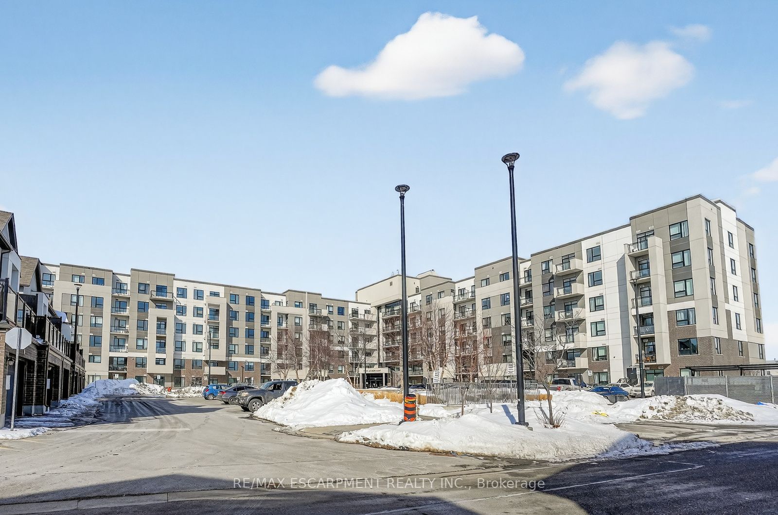1105 LEGER Way 631, Milton, ON L9E 1K7